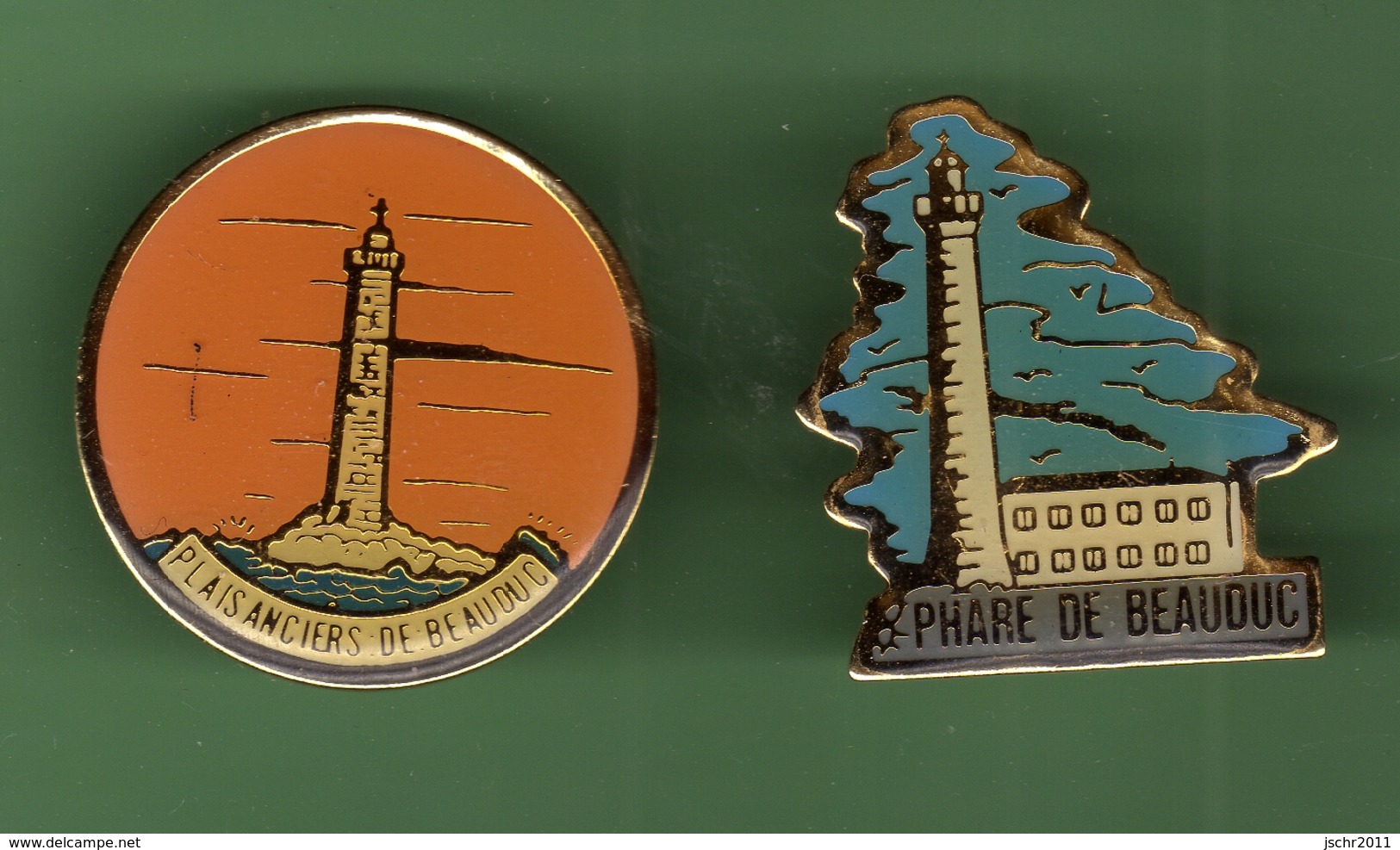 BEAUDUC *** LE PHARE *** Lot De 2 Pin's Differents ***  0088 - Cities