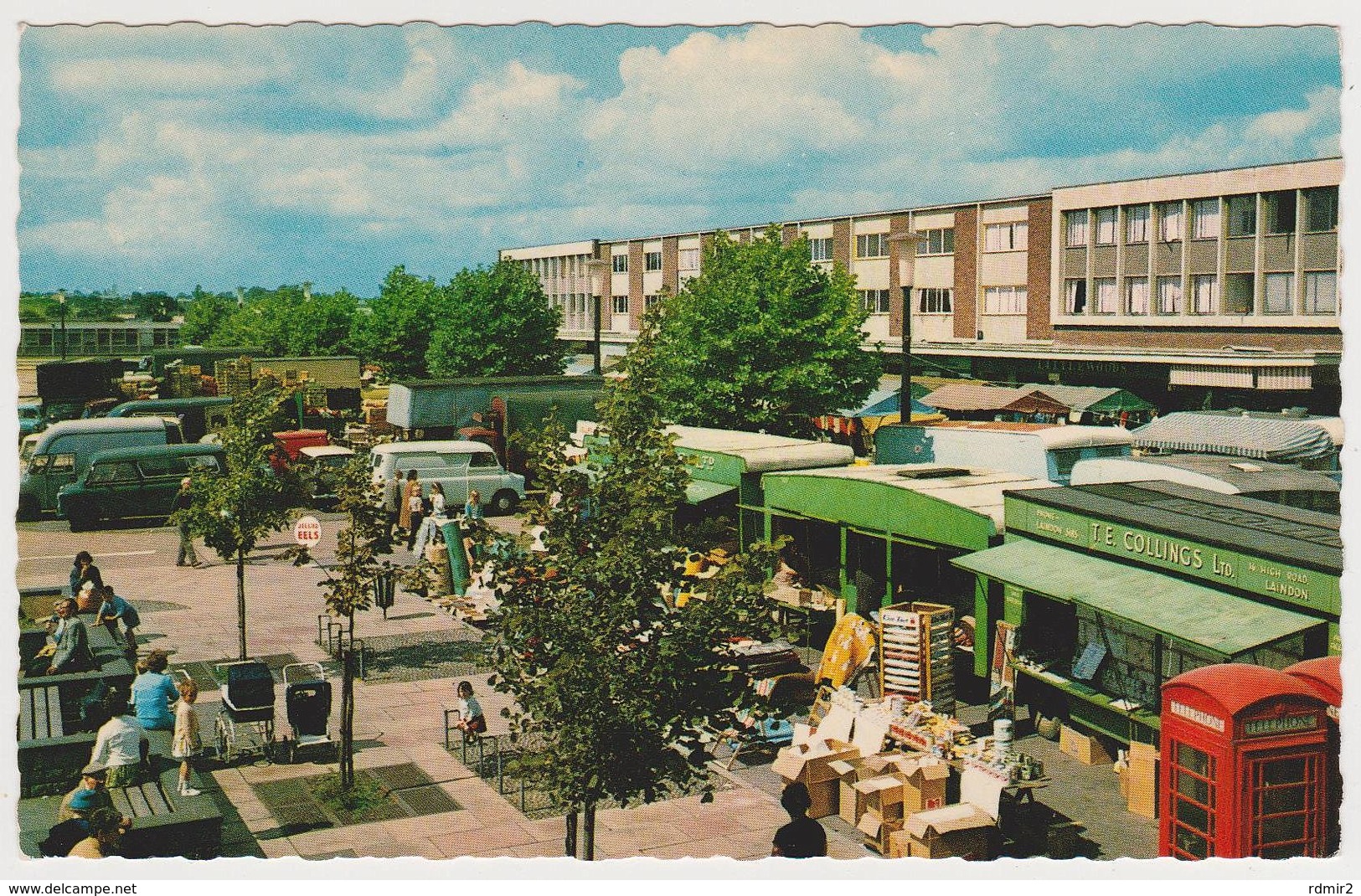 [858] BASILDON The Market Square. / Mercados, Marchés, Mercati, Märkte.- Non écrite. Unused. No Escrita. Non Scritta. - Otros & Sin Clasificación