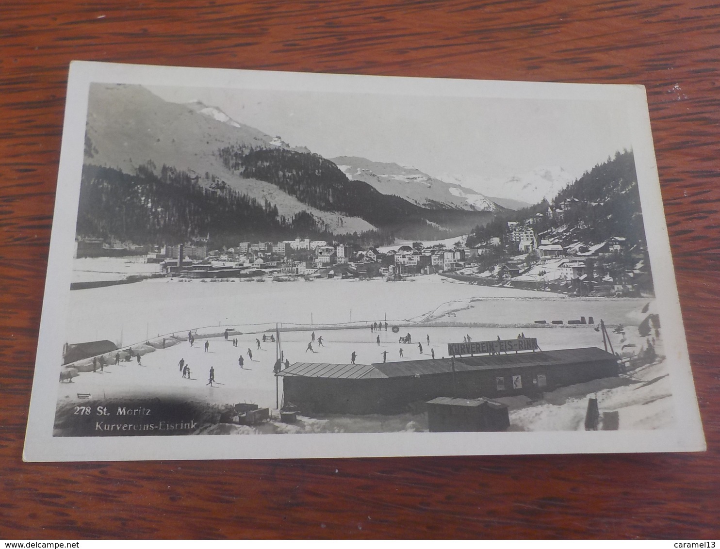 CPSM  SUISSE  CANTON DES GRISONS SAINT MORITZ  LA PATINOIRE VOYAGEE 1933 TIMBRE DECOLLE - St. Moritz