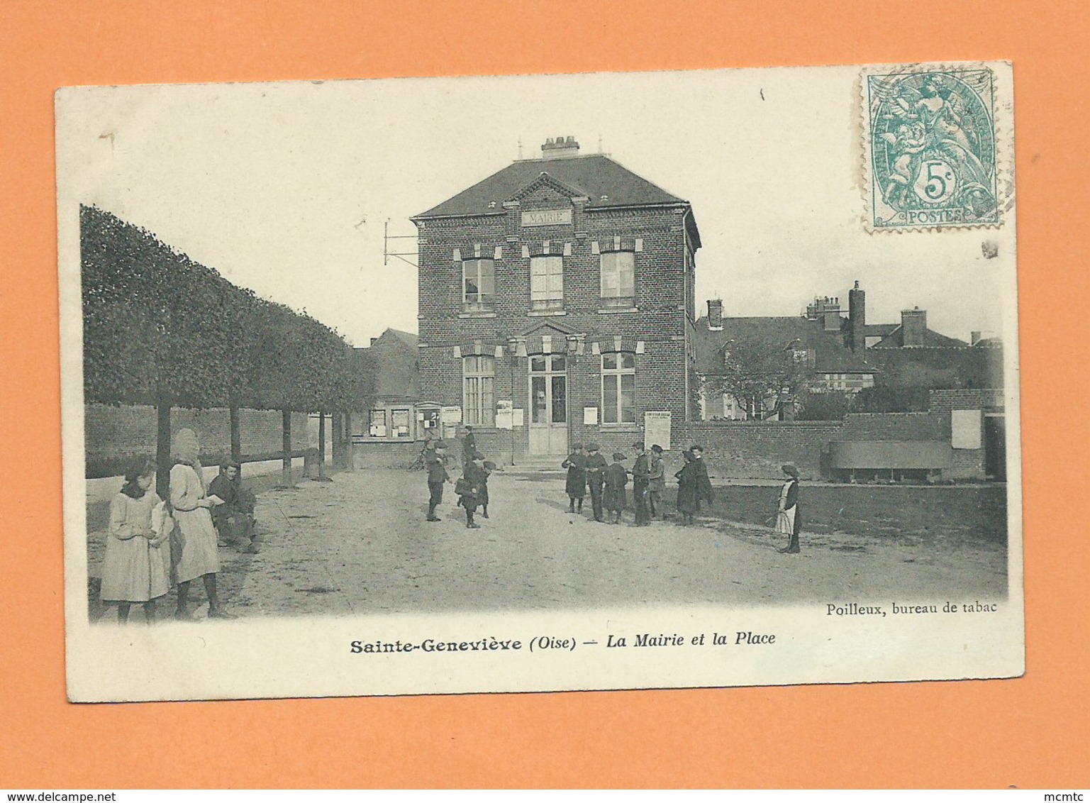 CPA -  Sainte Geneviève  -(Oise)  -  La Mairie Et La Place - Sainte-Geneviève