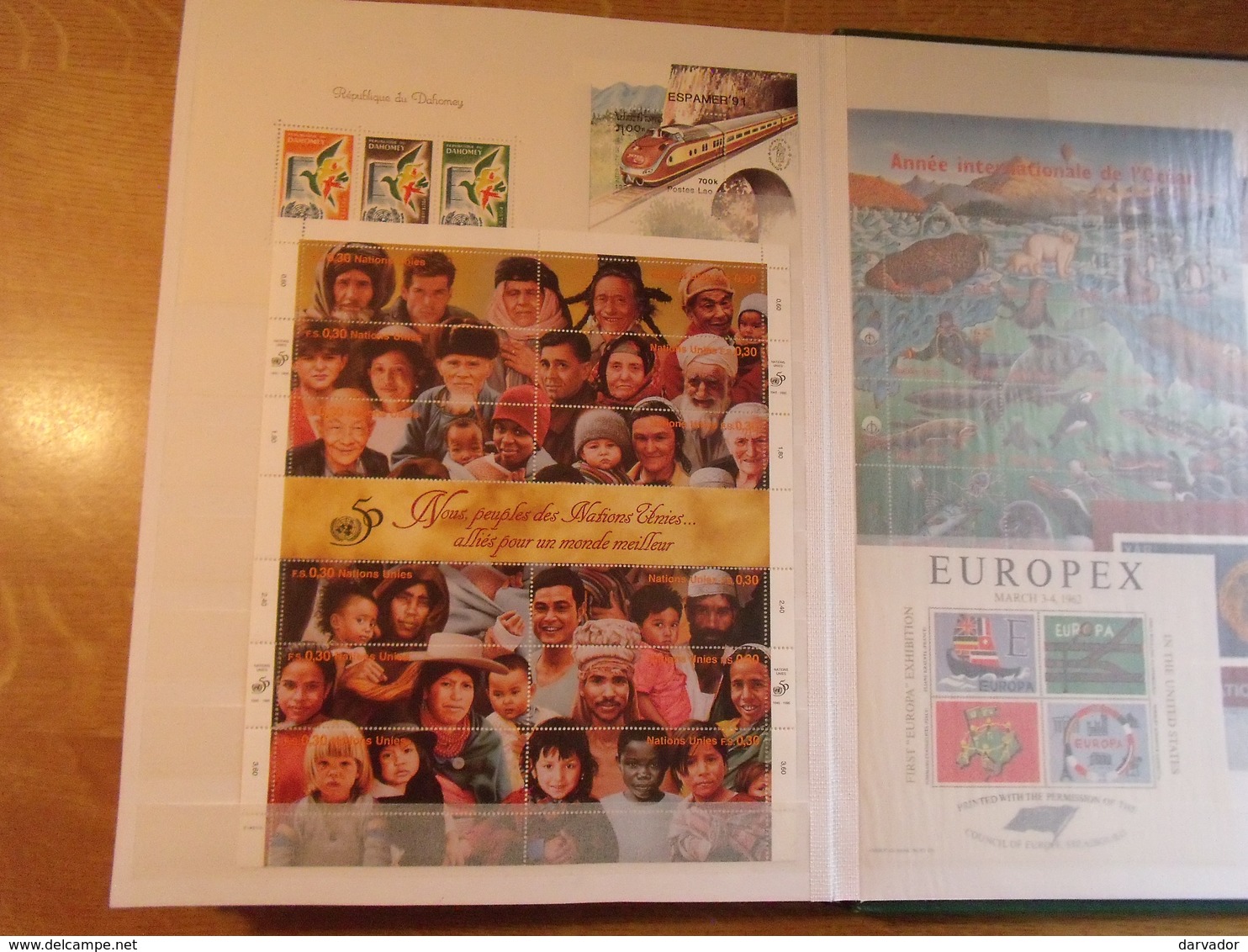 album Q / Collection  de timbres DIVERS MONDE dont blocs tous neuf ** MNH superbe