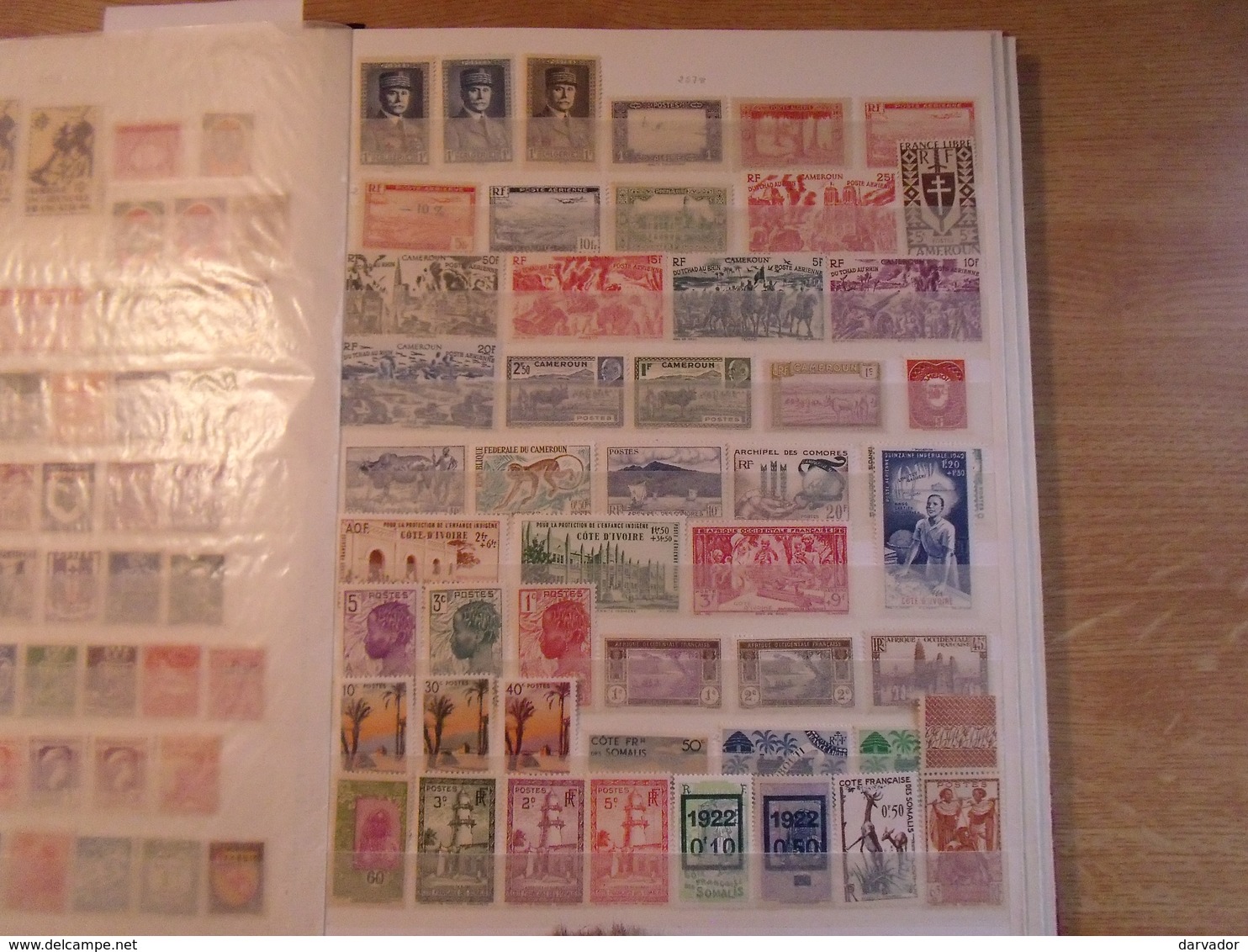 album R / Collection  de timbres DIVERS COLONIES FRANCAISES / TAAF etc dont blocs tous neuf ** MNH superbe