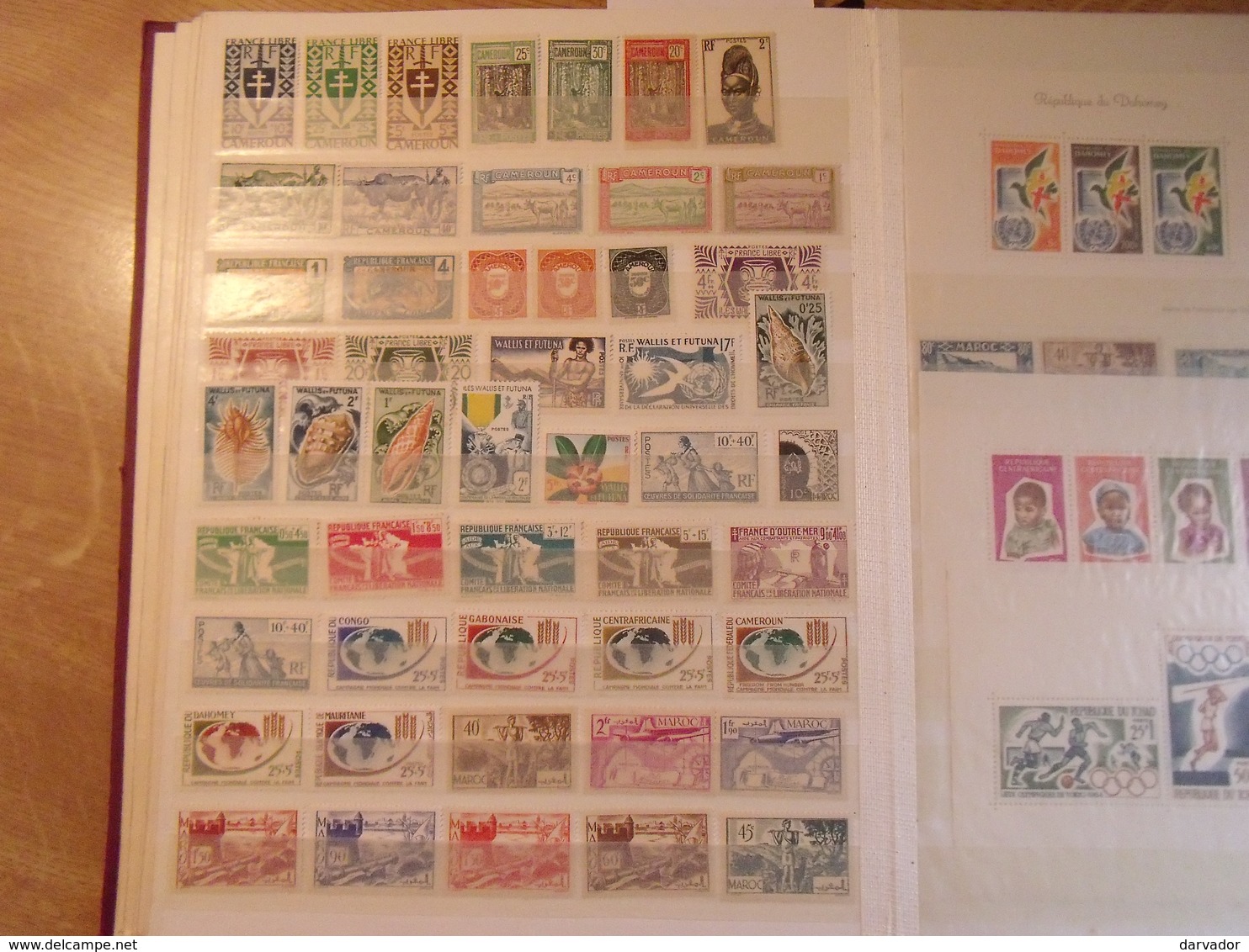 album R / Collection  de timbres DIVERS COLONIES FRANCAISES / TAAF etc dont blocs tous neuf ** MNH superbe