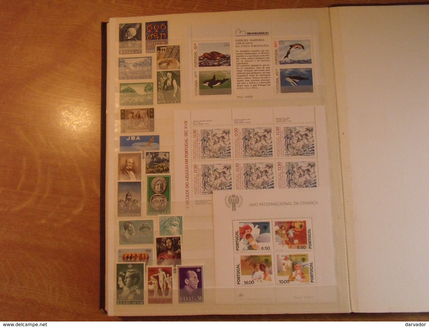 album O / Collection  de timbres DIVERS MONDE dont blocs , carnets tous neuf ** MNH superbe