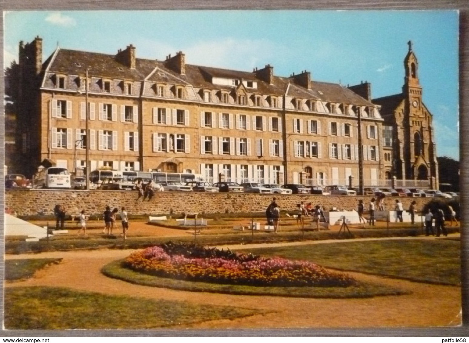 LE VAL ANDRE (22). LA PENSION NOTRE- DAME ET LE GOLF MINIATURE . ANNEES 1980 - Autres & Non Classés