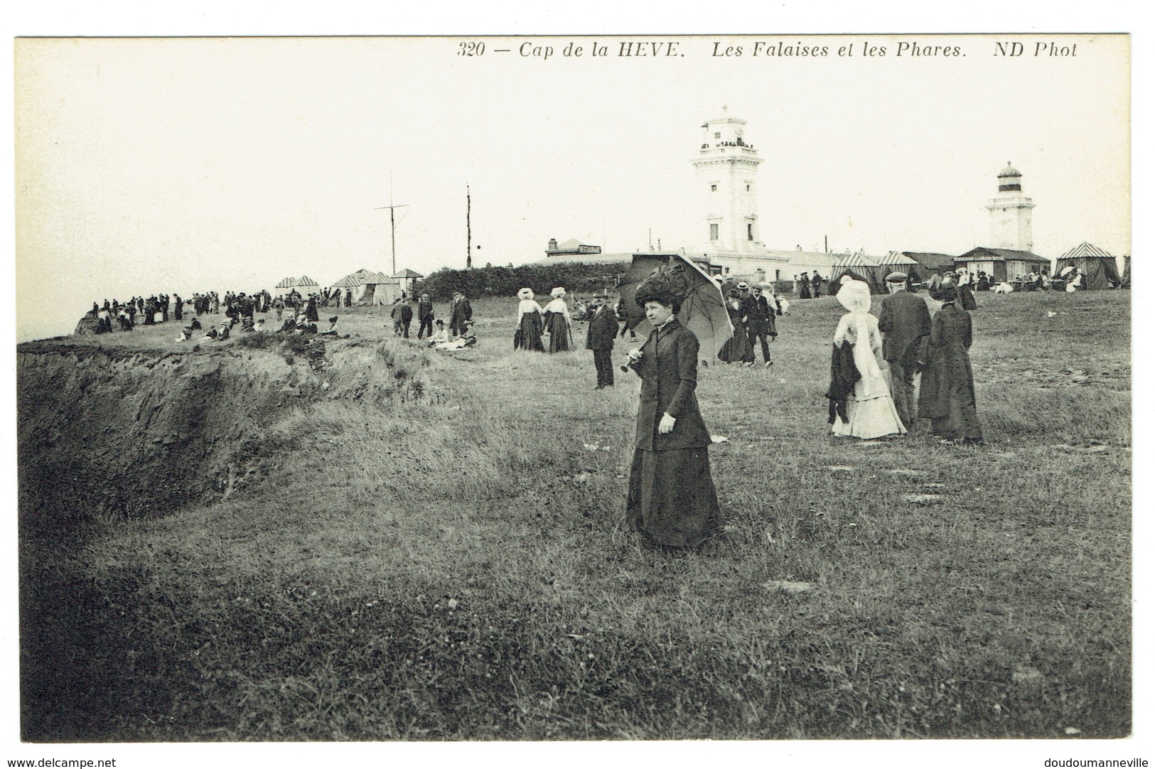 CPA - 76 - LE HAVRE - Cap De La Hève - Les Falaises Et Les Phares - Costumes - Cap De La Hève