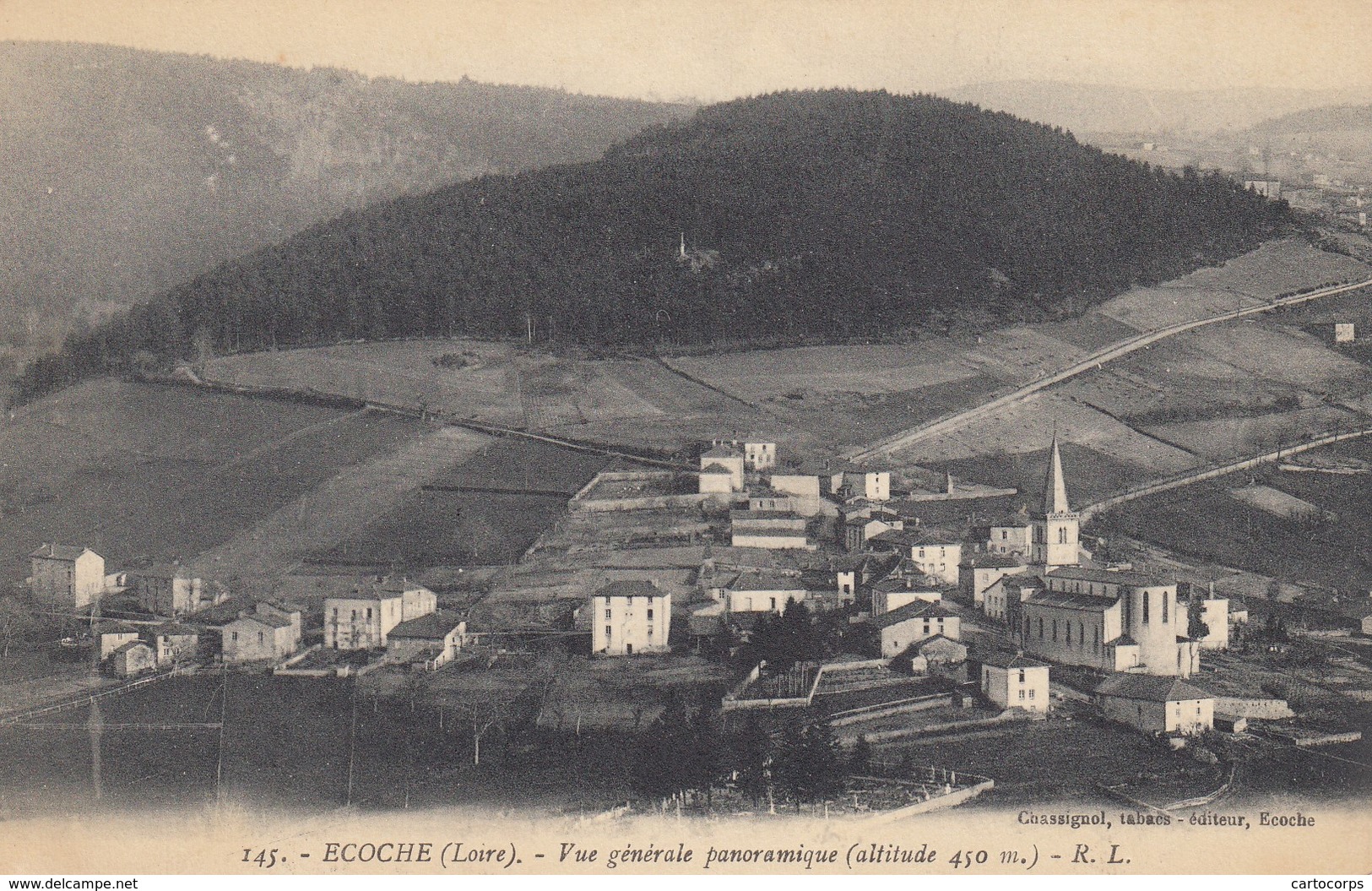 42 - Ecoche - Un Beau Panorama - ( Alt : 450 M ) - L'Eglise - Autres & Non Classés