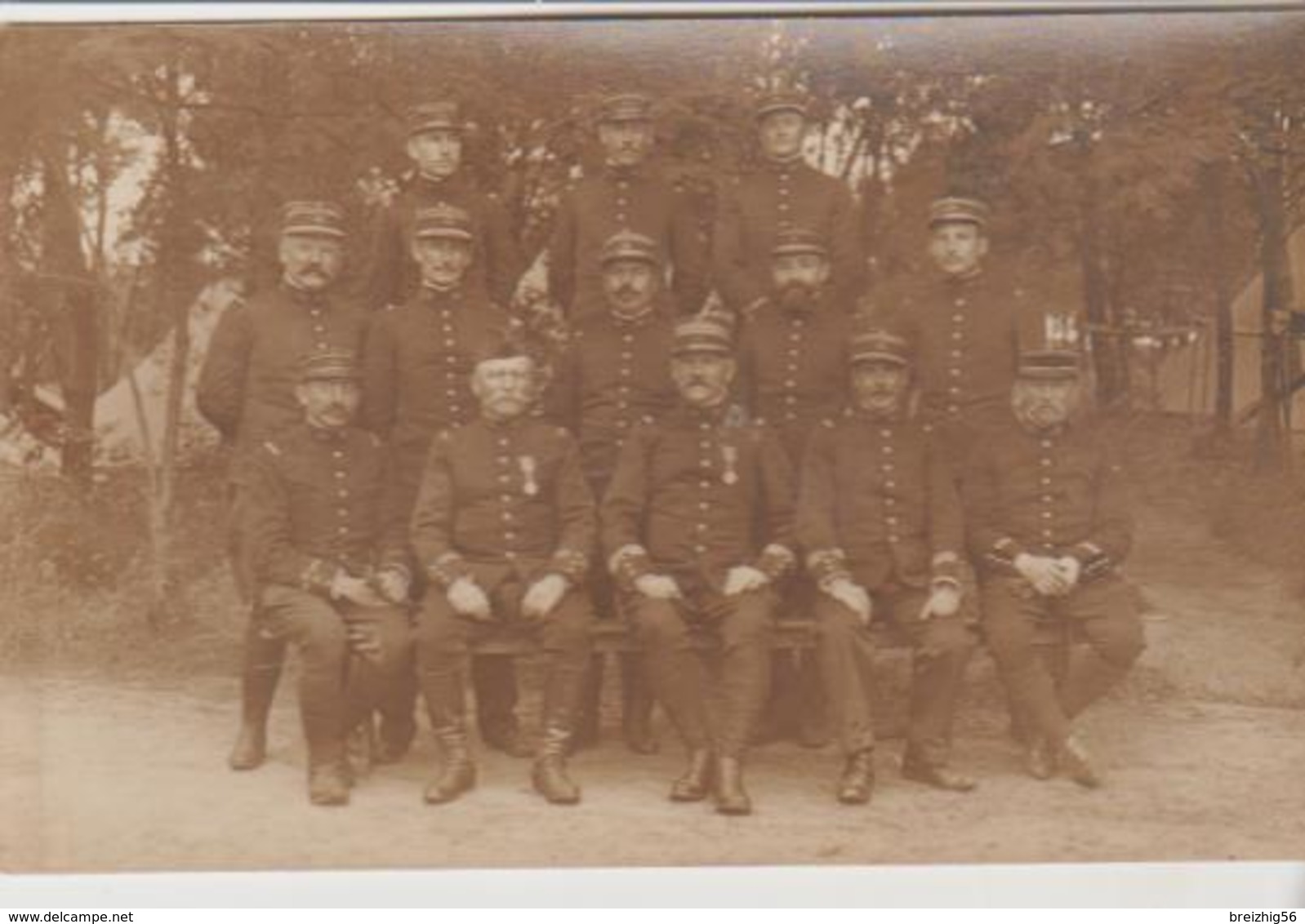 Militaria Carte-photo Carte Photo 62ème Régiment D'infanterie Groupe D'officiers Et De Sous Officiers Tous Identifiés - Personnages