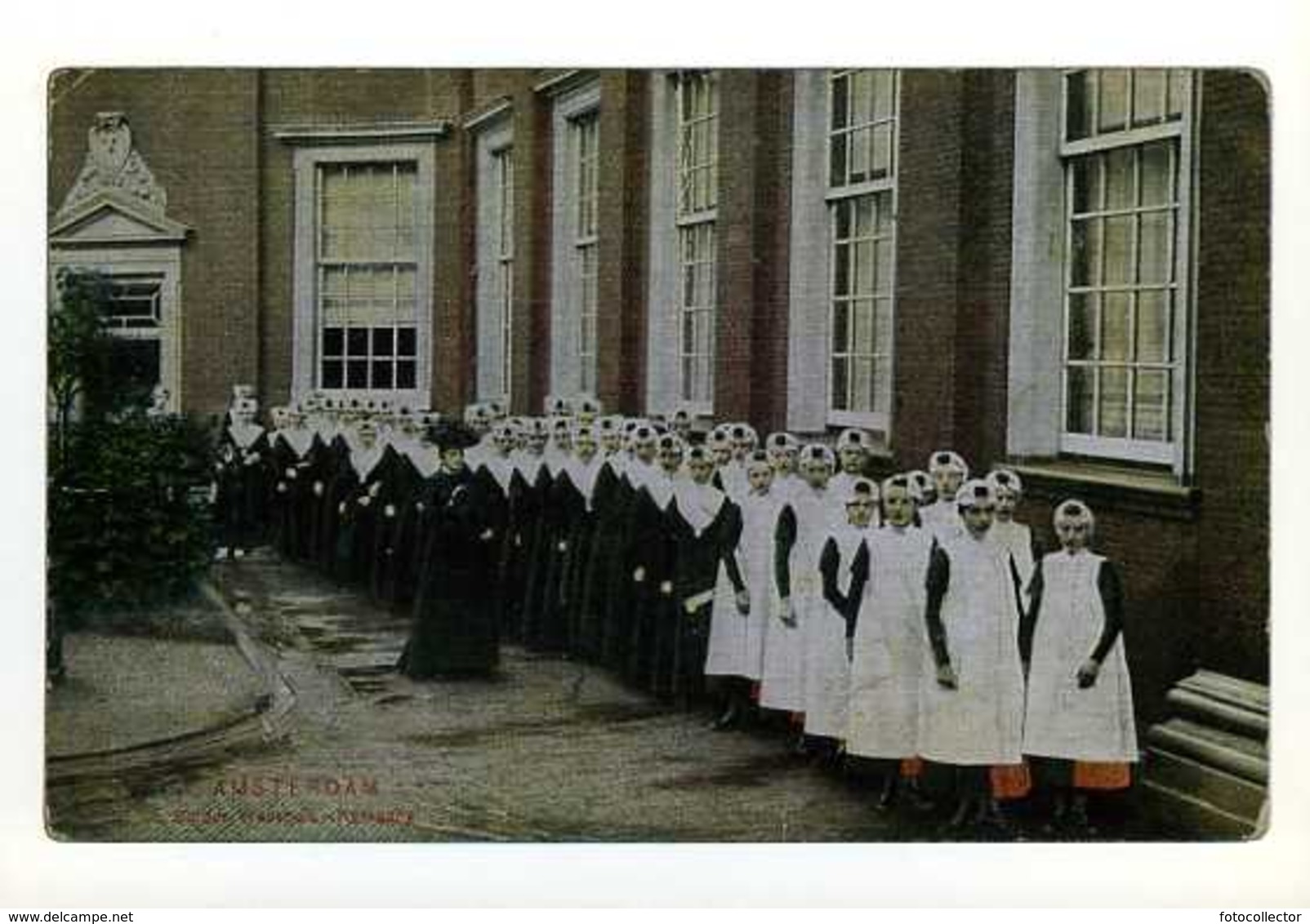 Pays Bas : Amsterdam The Girls Of The City Orphanage On Their Way To Church 1904 - Amsterdam