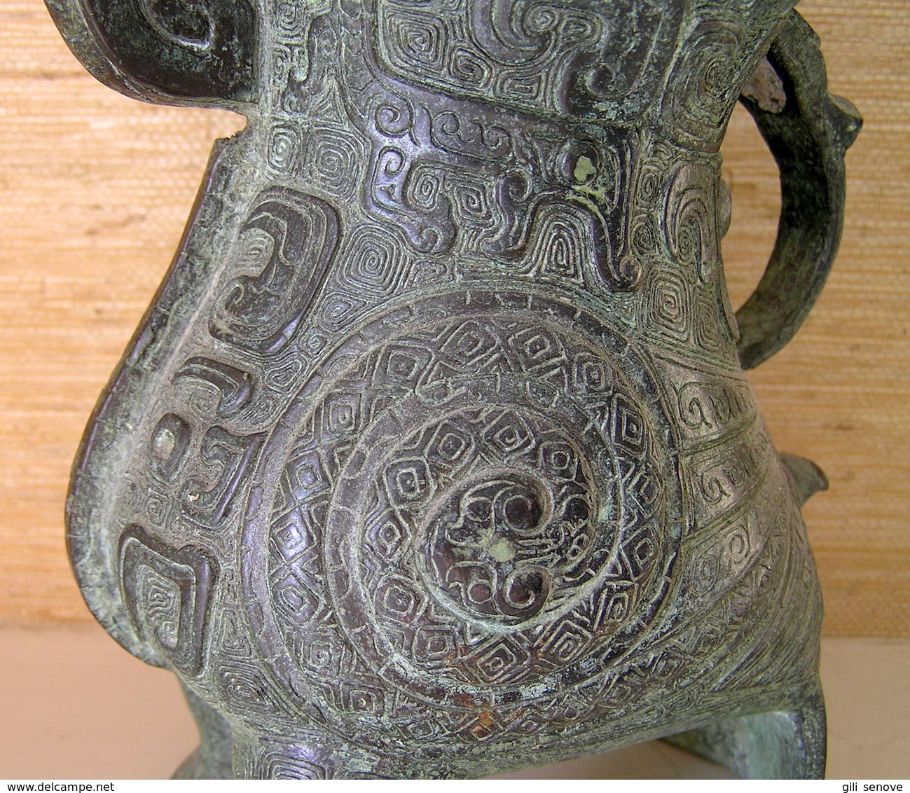 A Bronze Wine Vessel Zun in the Shape of an Owl / China