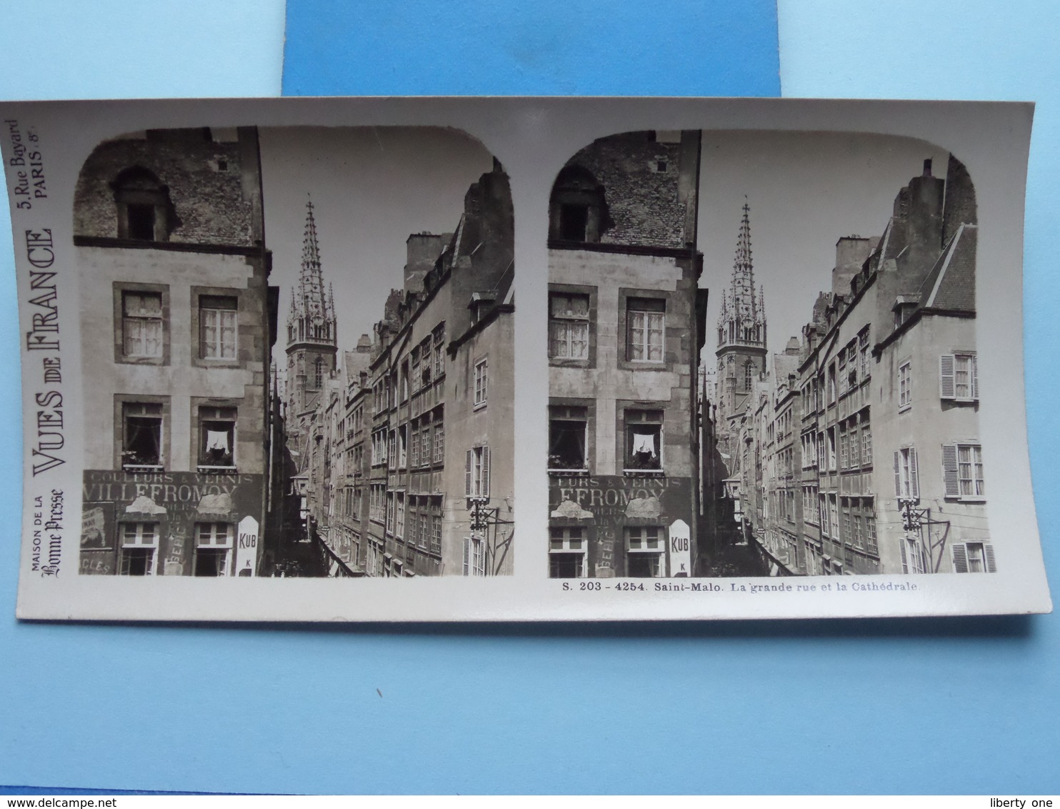 SAINT-MALO : La Grande Rue Et La Cathédrale : S. 203 - 4254 ( Maison De La Bonne Presse VUES De FRANCE ) Stereo Photo ! - Photos Stéréoscopiques