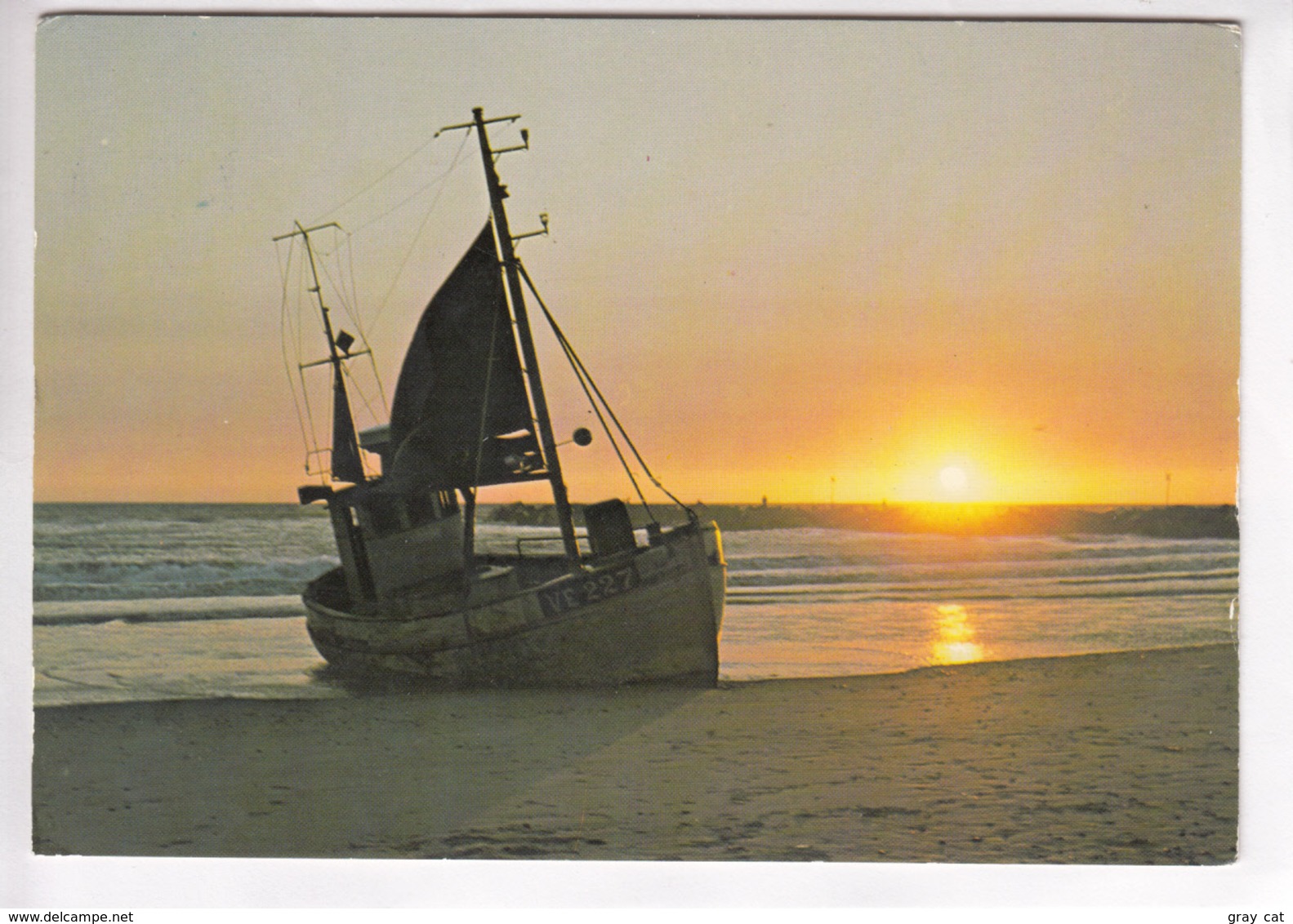 Denmark, Vesterhavet, Stranding Og Solnedgang, Stranding And Sunset, The North Sea, 1980 Used Postcard [22302] - Denmark