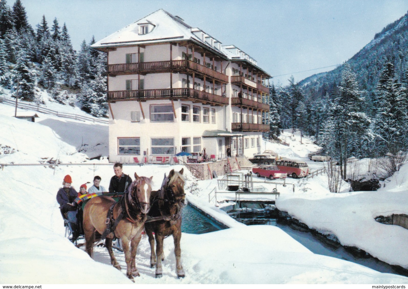 AL38 Kurhotel, Seefeld, Tirol - Animated, Horse, Sledge, Cars, Snow - Seefeld