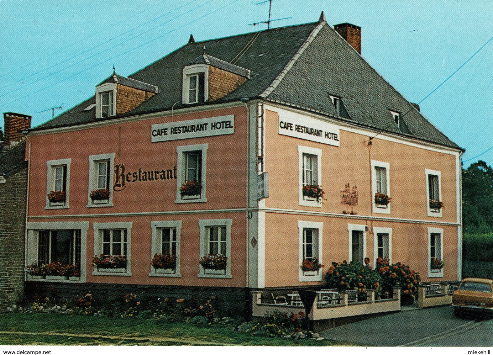 SUGNY-HOTEL-RESTAURANT DOUTRELOUX-BOMBOIR-RUE DE PUSSEMANGE - Vresse-sur-Semois