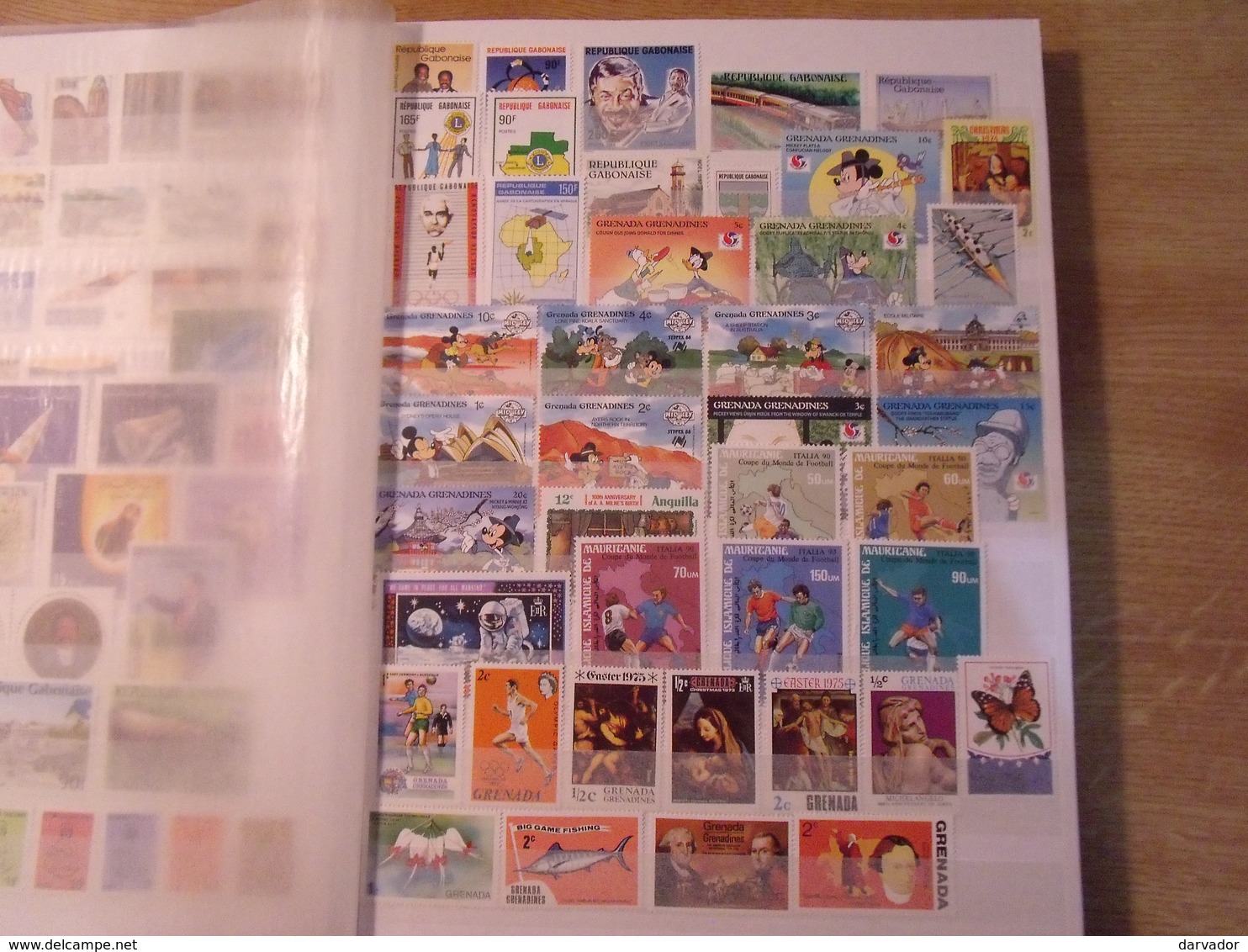 album P / Collection  de timbres divers MONDE  tous neuf ** MNH dont blocs  / SUPERBE