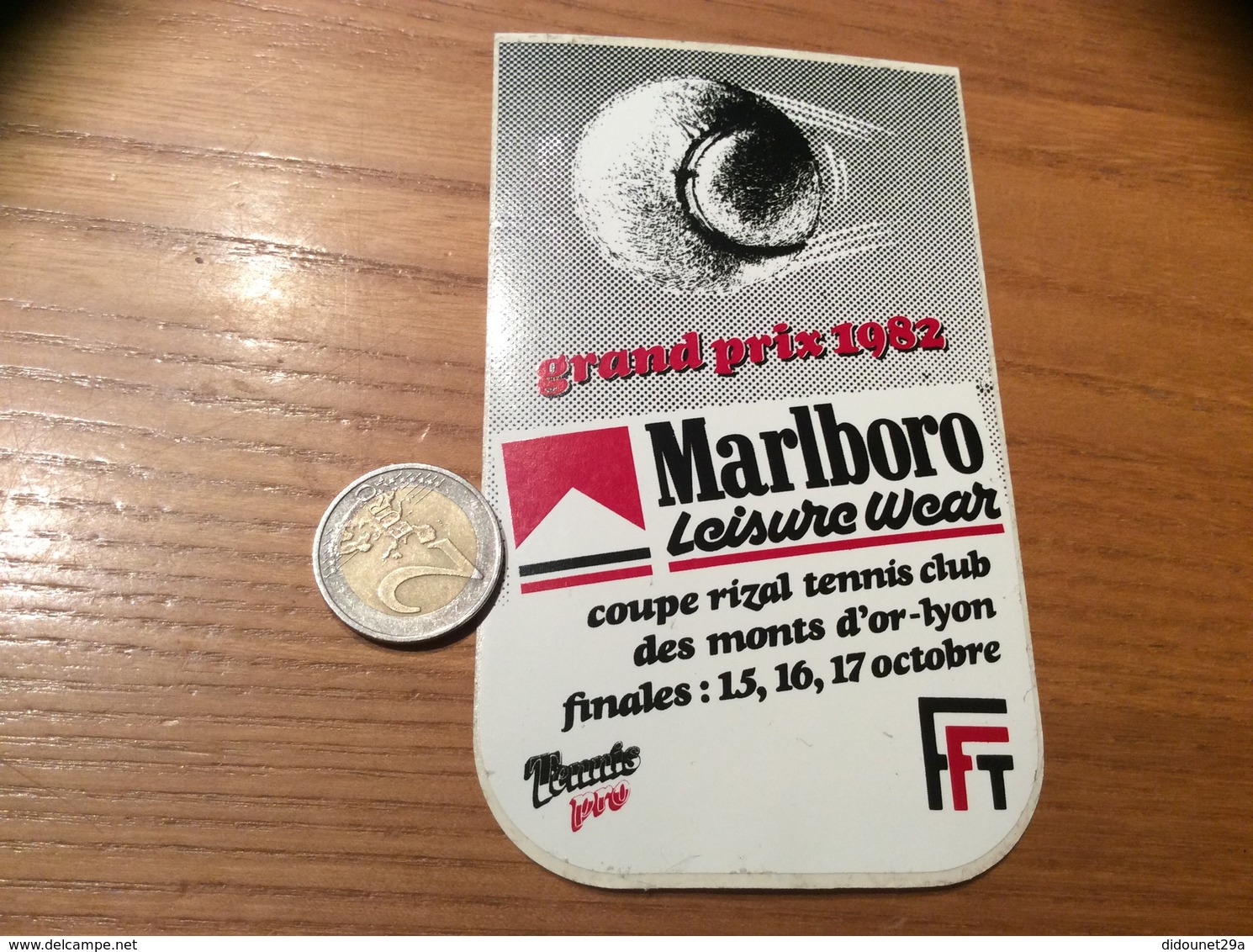 AUTOCOLLANT, Sticker "Marlboro LEISURE WEAR - Grand Prix 1982 - Coupe Rival Tennis Club Des Monts D’or - Lyon (69)" - Autocollants