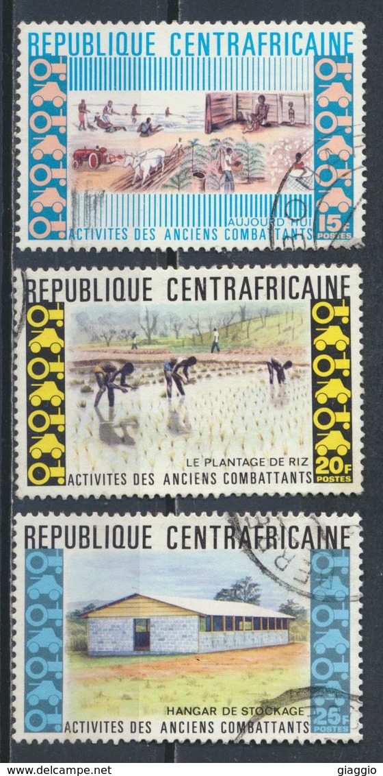 °°° REPUBBLICA CENTROAFRICANA CENTRAFRICAINE - Y&T N°223/25 - 1974 °°° - Repubblica Centroafricana