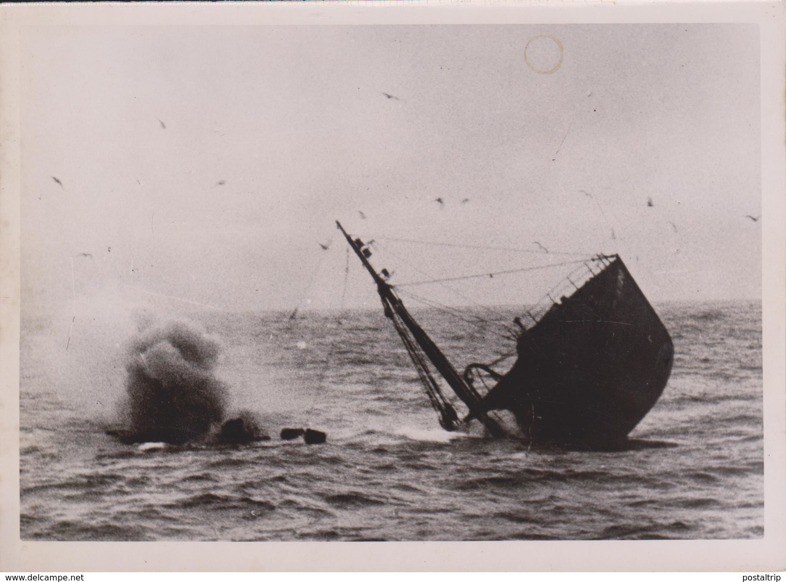 VOM EINEM DEUTSCHEN U BOOT VERSENKT   FOTO DE PRESSE WW2 WWII WORLD WAR 2 WELTKRIEG Kriegsmarine - Barcos