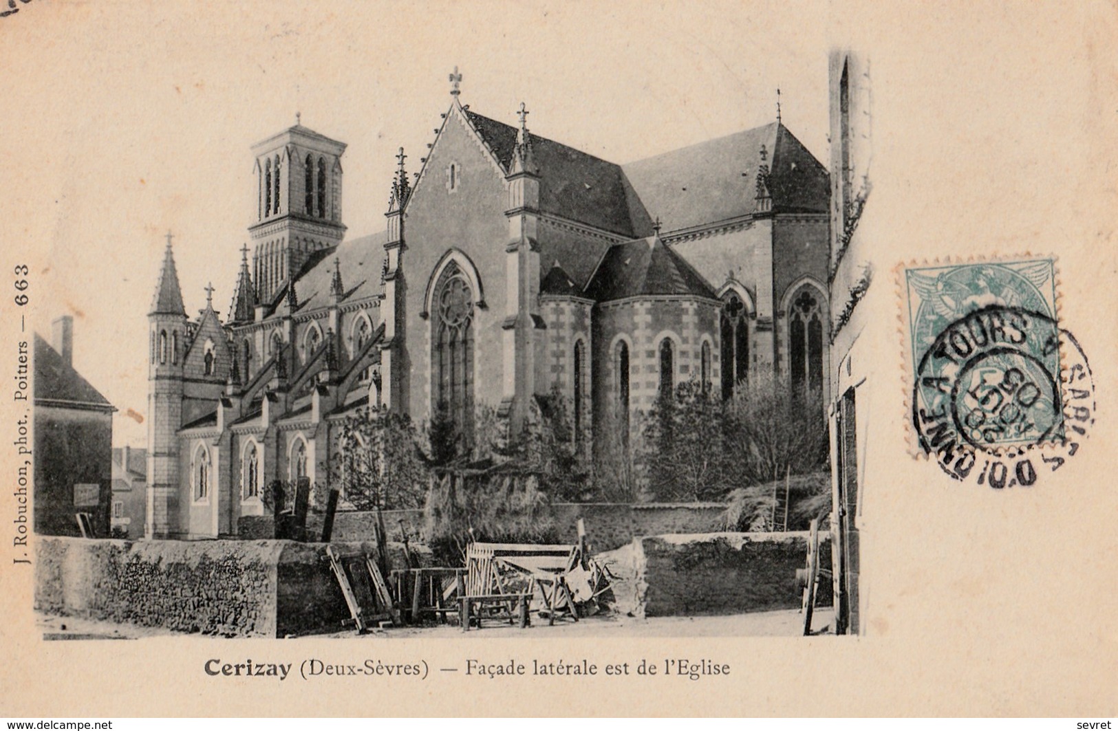CERIZAY - Façade Latérale De L'Eglise - Cerizay