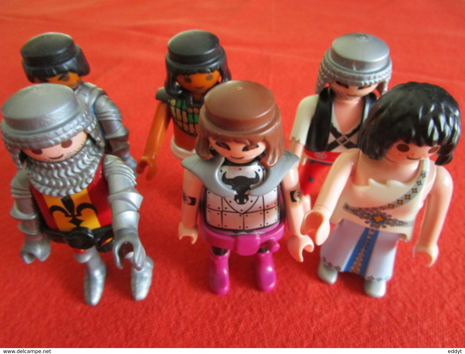 LOT De 6 JOUETS Figurines  PLAYMOBILE TBE - Playmobil