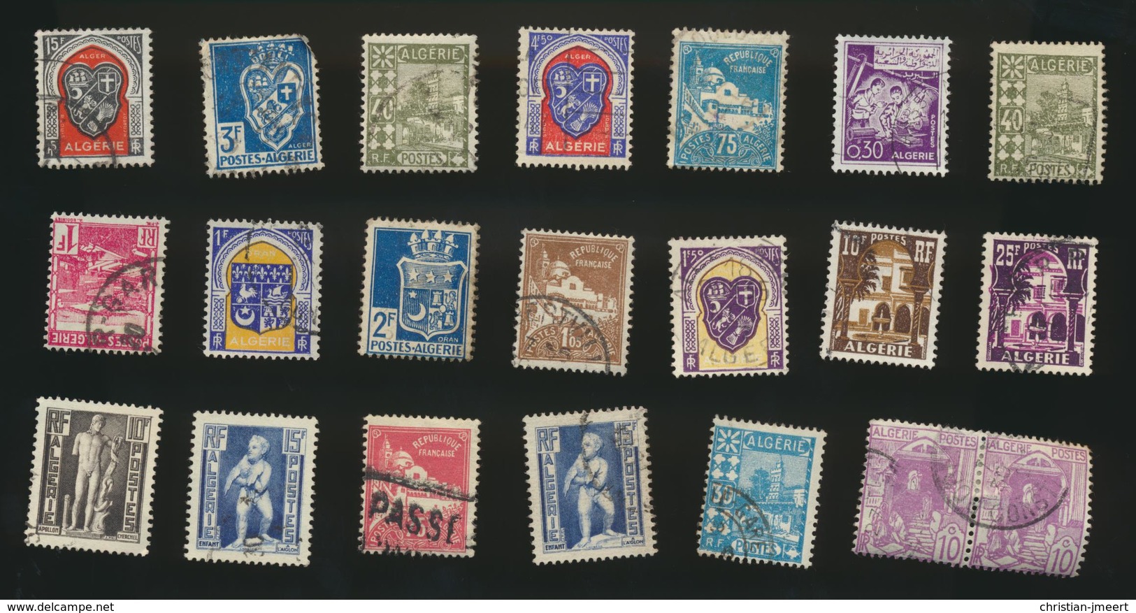 ALGERIE ALGERIA  Lot De 107 Timbres - Algérie (1962-...)