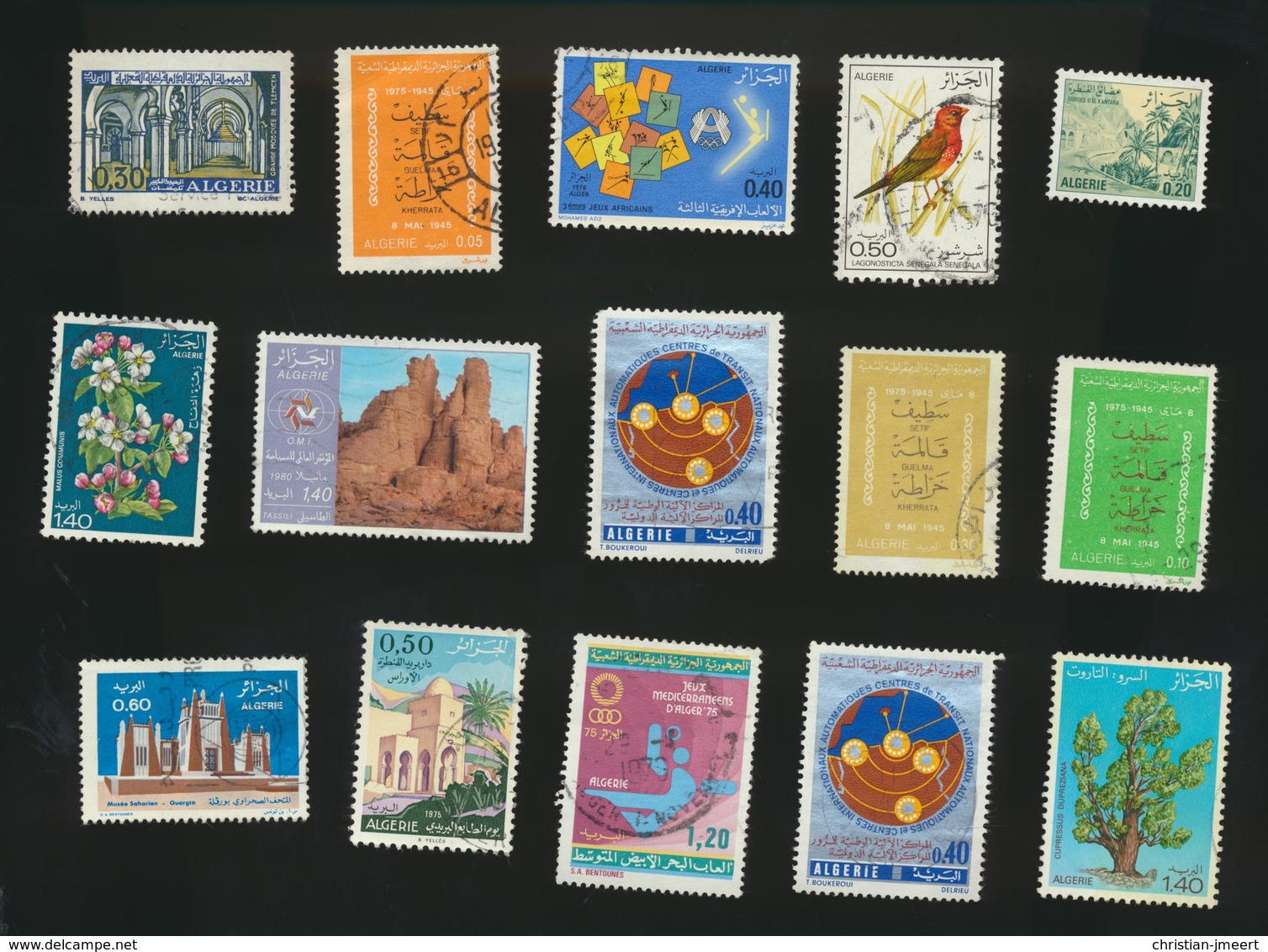 ALGERIE ALGERIA  Lot De 107 Timbres - Algeria (1962-...)