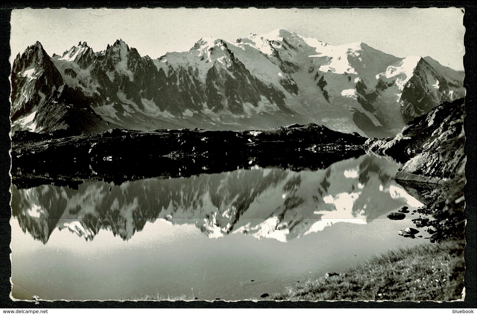 Ref 1242 - 1964 Real Photo Postcard - Chamonix France - Water Skiiing Stamp - Sport Theme - Sci Nautico