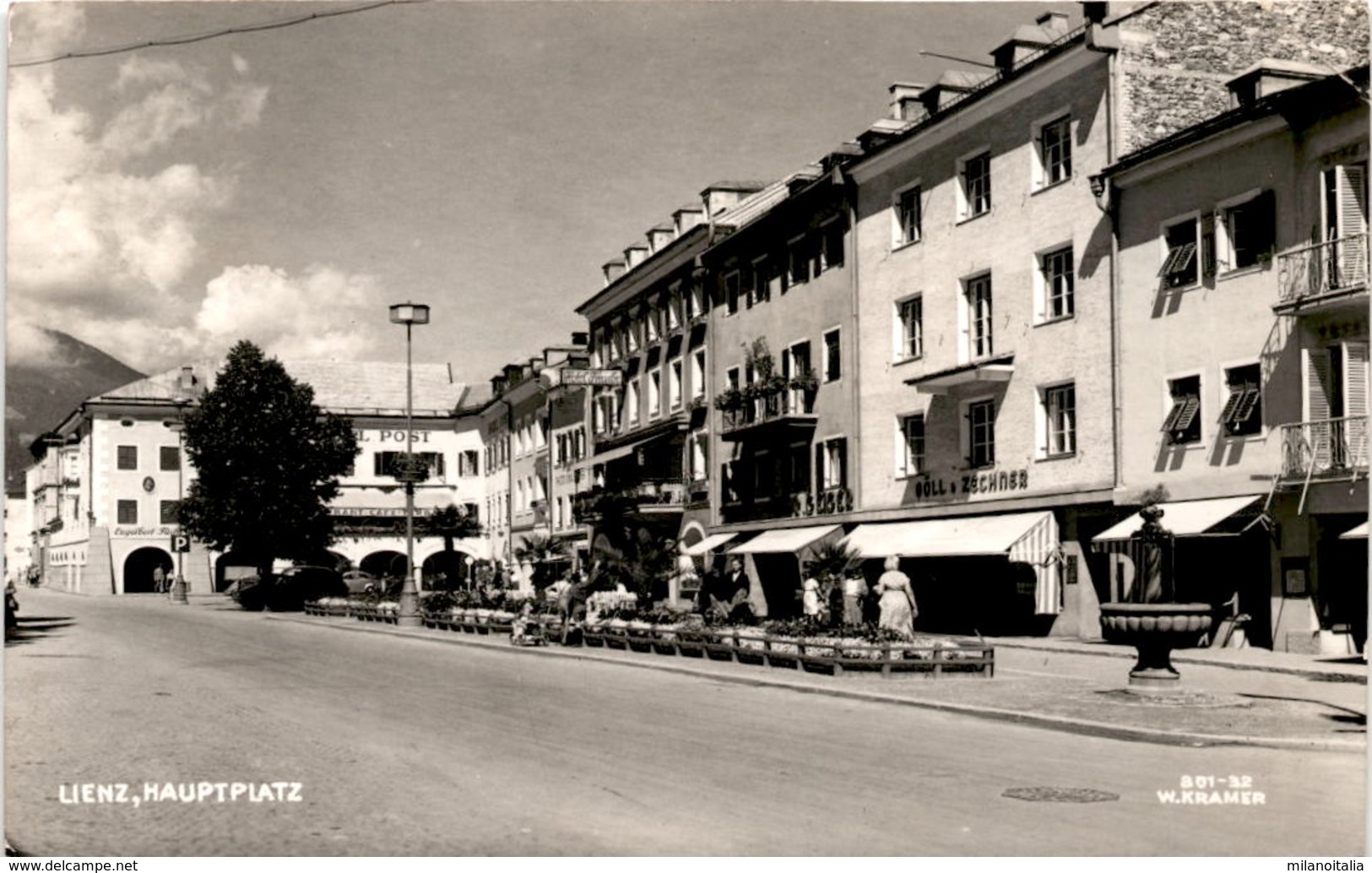 Lienz, Hauptplatz (801-32) * 10. 6. 1953 - Lienz