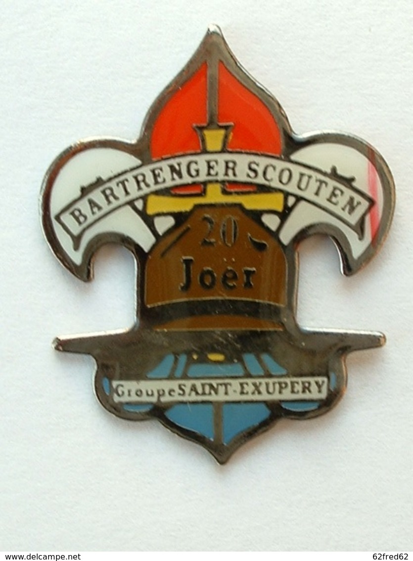 PIN'S SCOUT - BARTRENGER SCOUTEN 20 JOËR - GROUPE ST EXUPERY - Associazioni