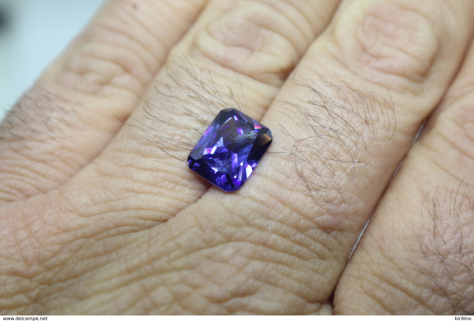 4 - Tanzanite ct. 7.35