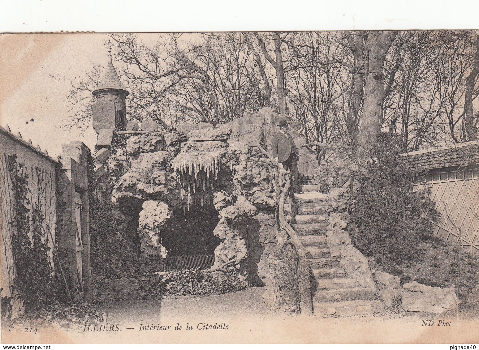 Cp , 28 , ILLIERS , Intérieur De La Citadelle - Illiers-Combray