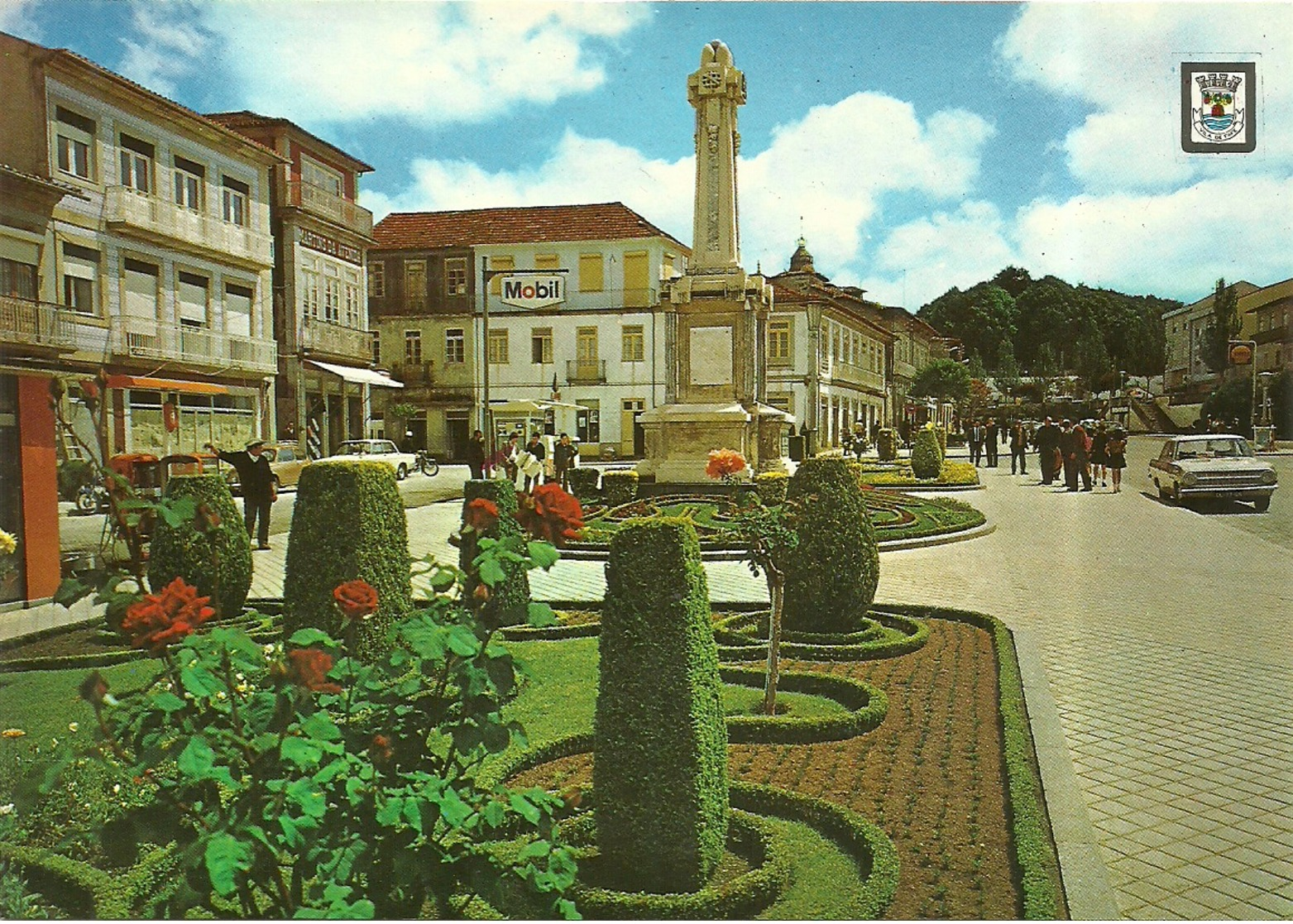 N.-  1115.-  FAFE  MONUMENTO  AOS  MORTOS  DA  GRANDE  GUERRA  PRAÇA  25  ABRIL - Braga