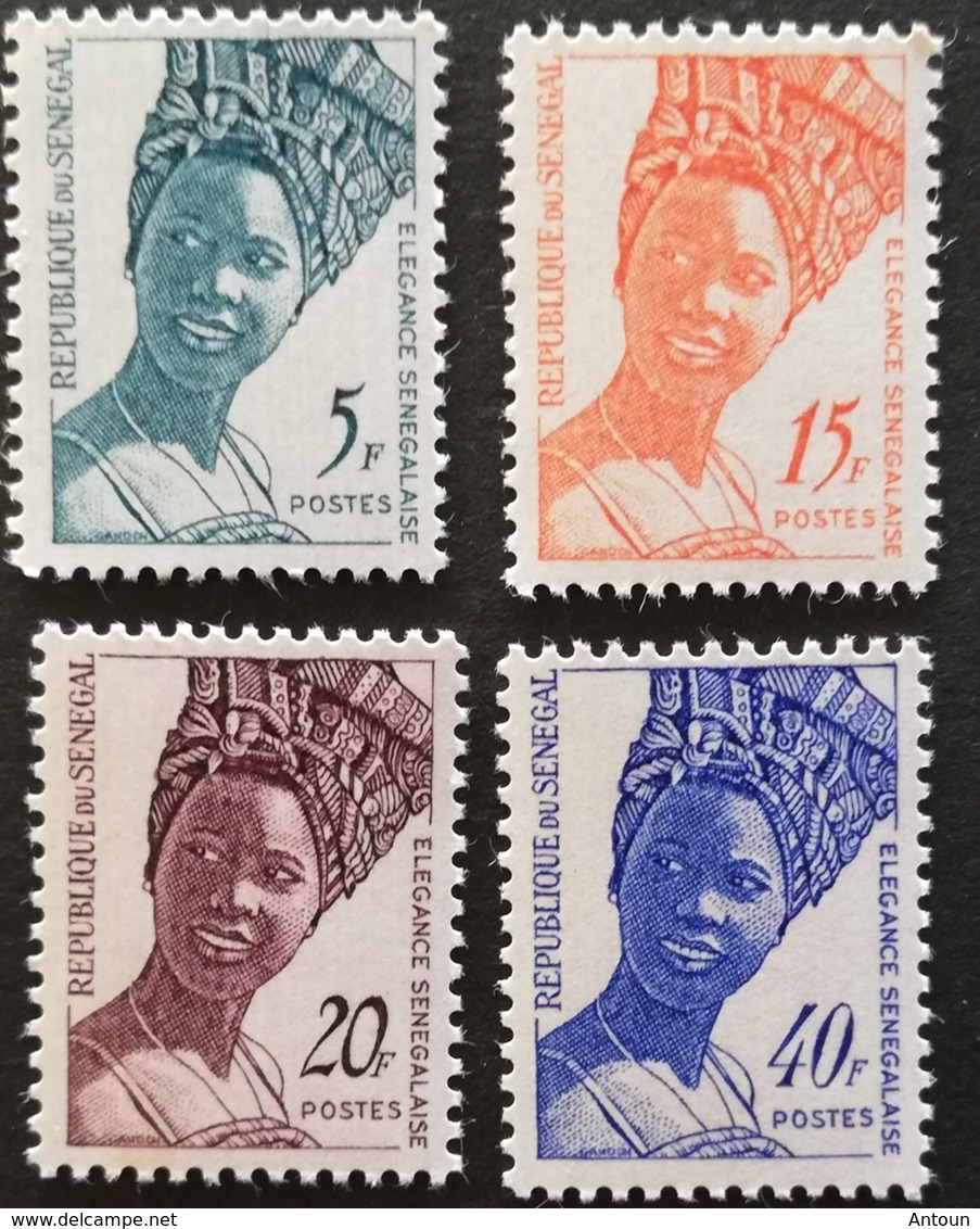 Senegal  Senegalese Fashion - Senegal (1960-...)