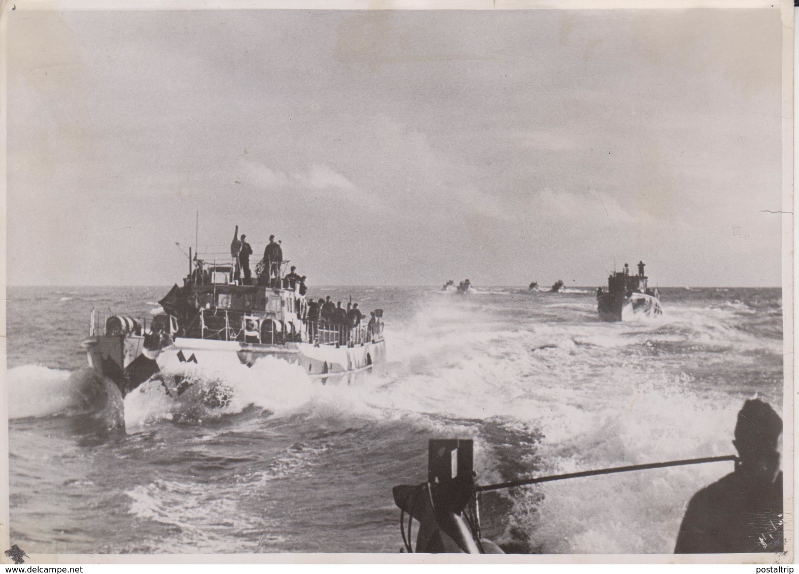MINENRAUMBOOTE FOTO DE PRESSE WW2 WWII WORLD WAR 2 WELTKRIEG Kriegsmarine - Barcos