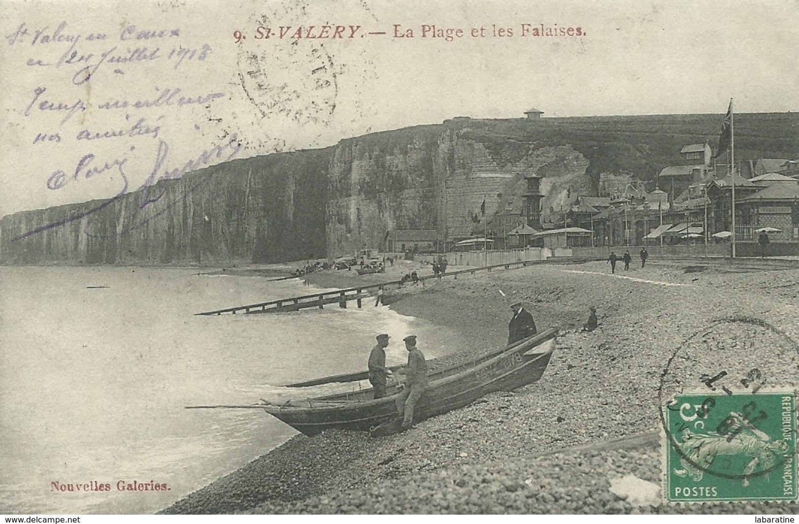 76)    SAINT VALERY - La Plage Et Les Falaises   (  Pëcheurs  ) - Saint Valery En Caux