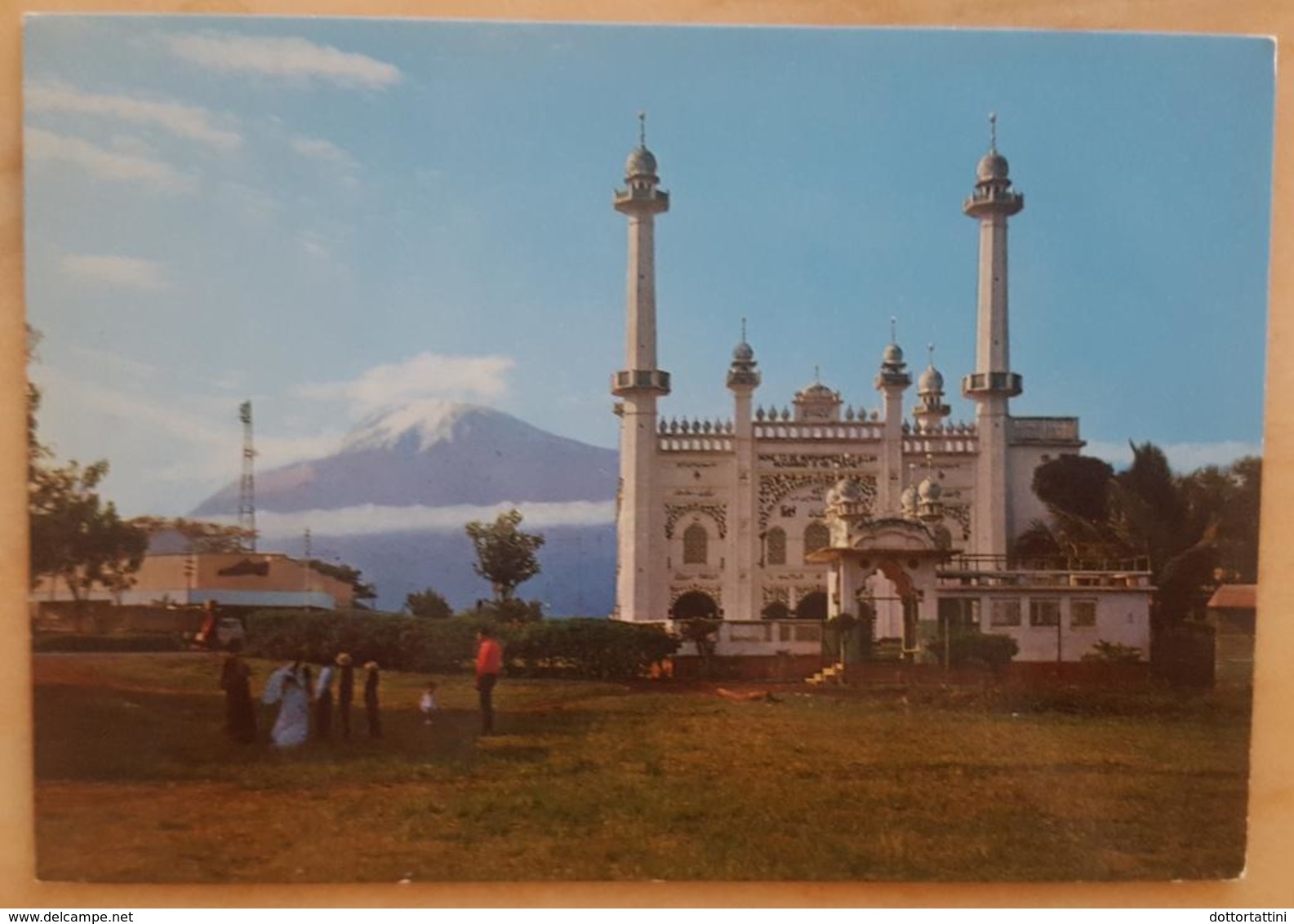 MOUNT KILIMANJARO  AND MOSQUE - TANZANIA - MOSHI - Tanzania