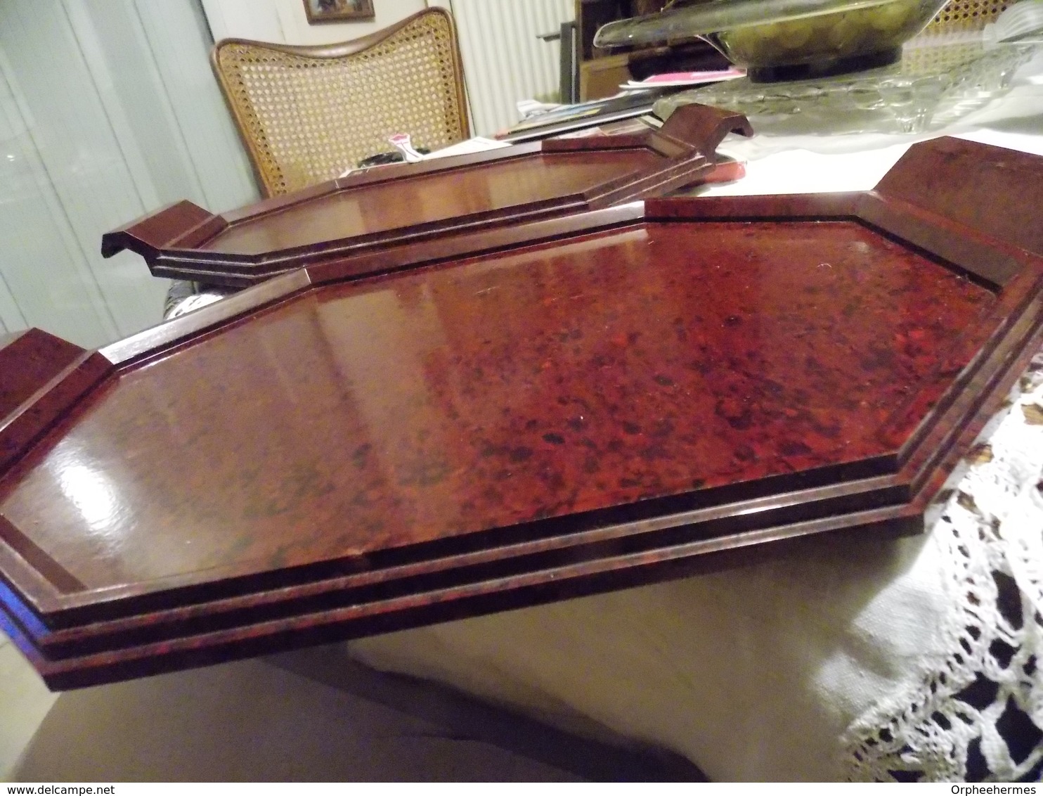 PLATEAU ANCIEN EN BAKELITE