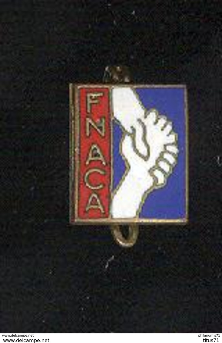 Petit Badge émaillé Fnaca - 11 X 14 Mm - Circa 1960 - Autres & Non Classés