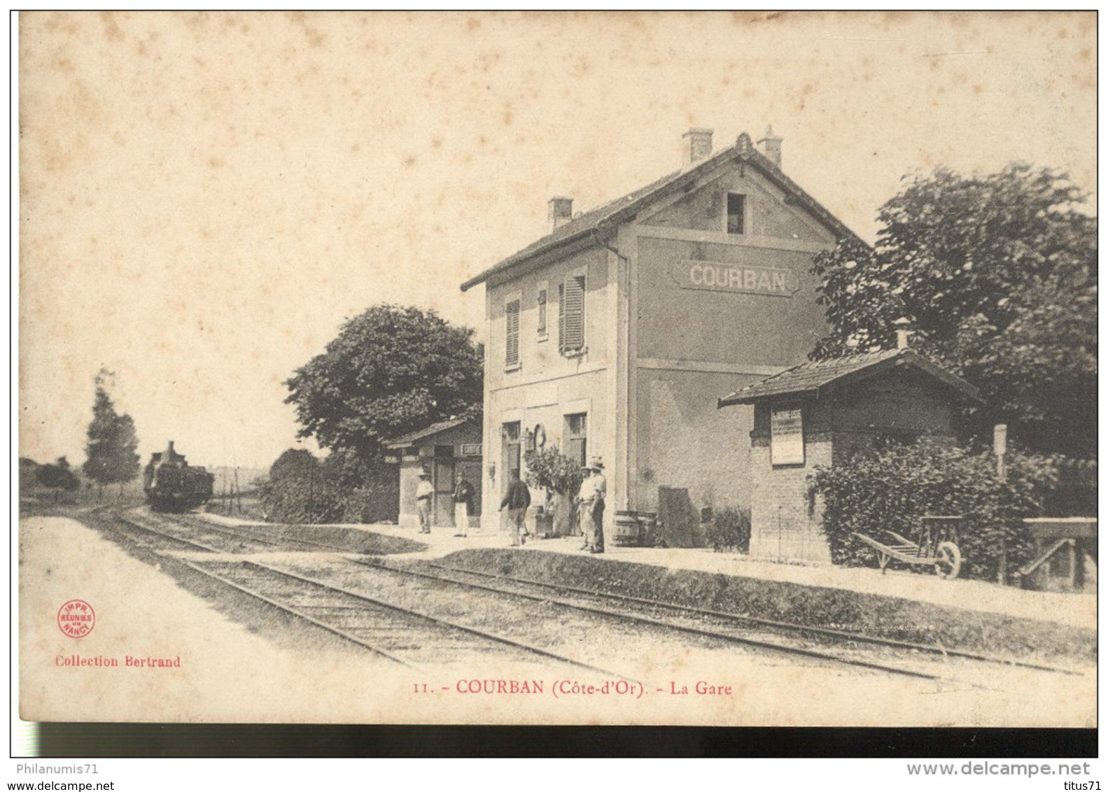 CPA Courban - La Gare - Circulée - Andere & Zonder Classificatie