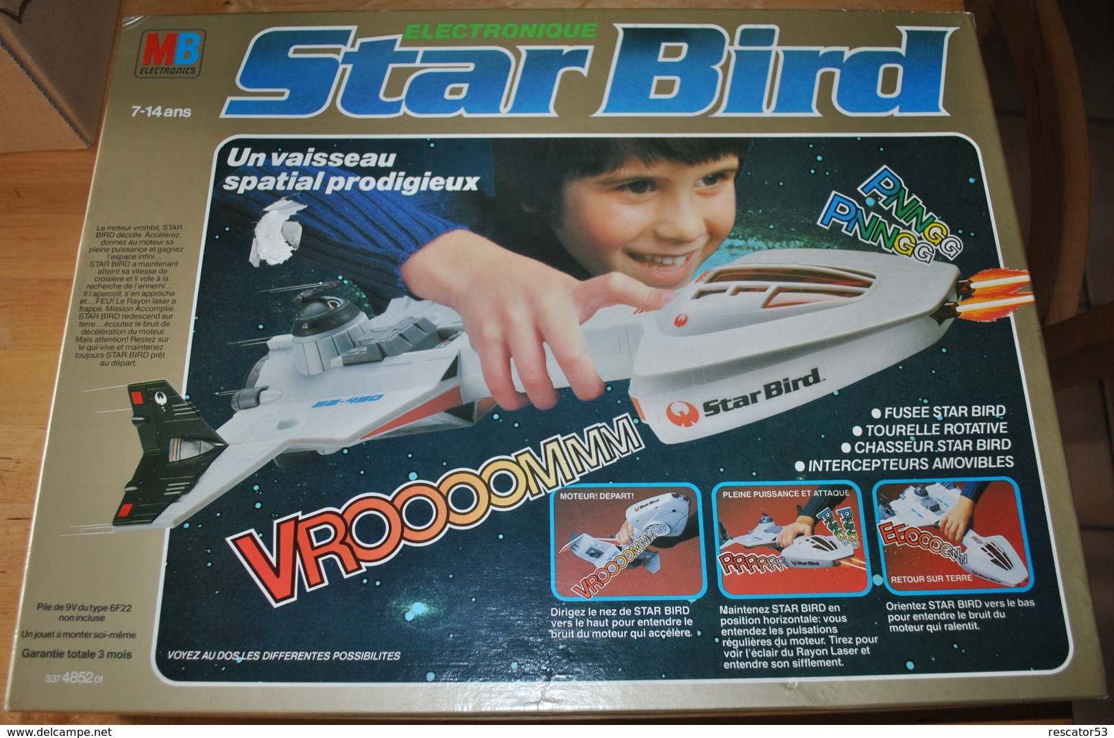 Rare Et Vintage Le Vaisseau Spatial Star Bird De Chez MB 1978 Parfait état De Marche Dans Sa Boite D'origine - Jouets Anciens