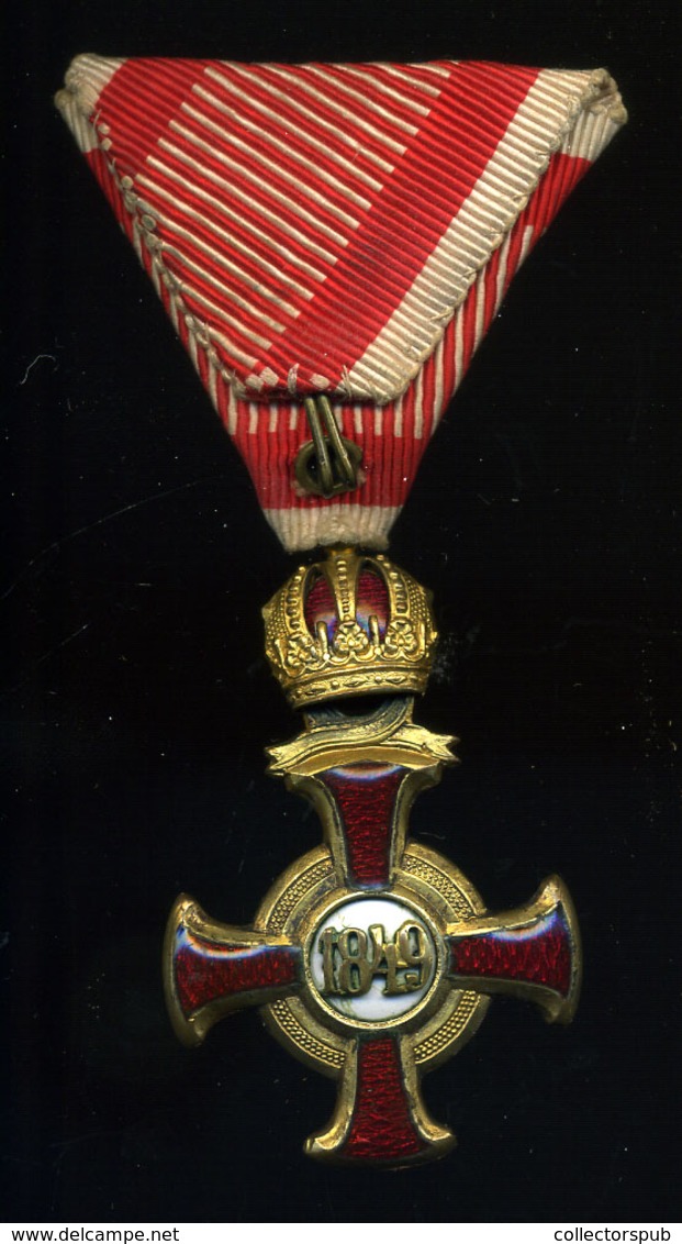 KORONÁS ARANY ÉRDEMKERESZT ,hadiszalagon,kardokkal (bronz) AUSTRIA-HUNGARY - Other & Unclassified