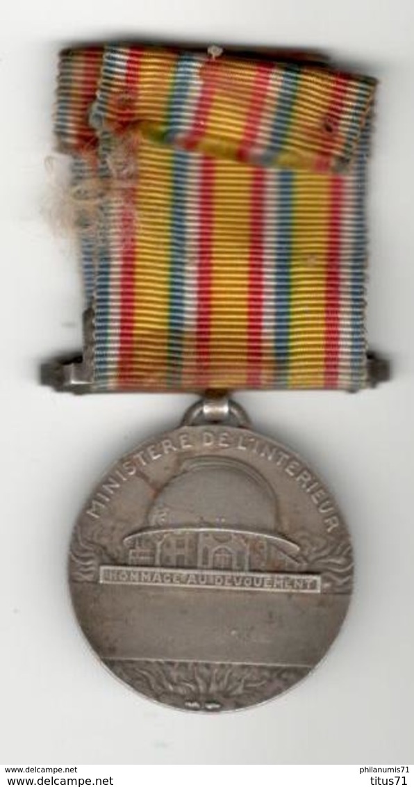 Médaille D'Honneur Des Pompiers - Circa 1960 - Firemen