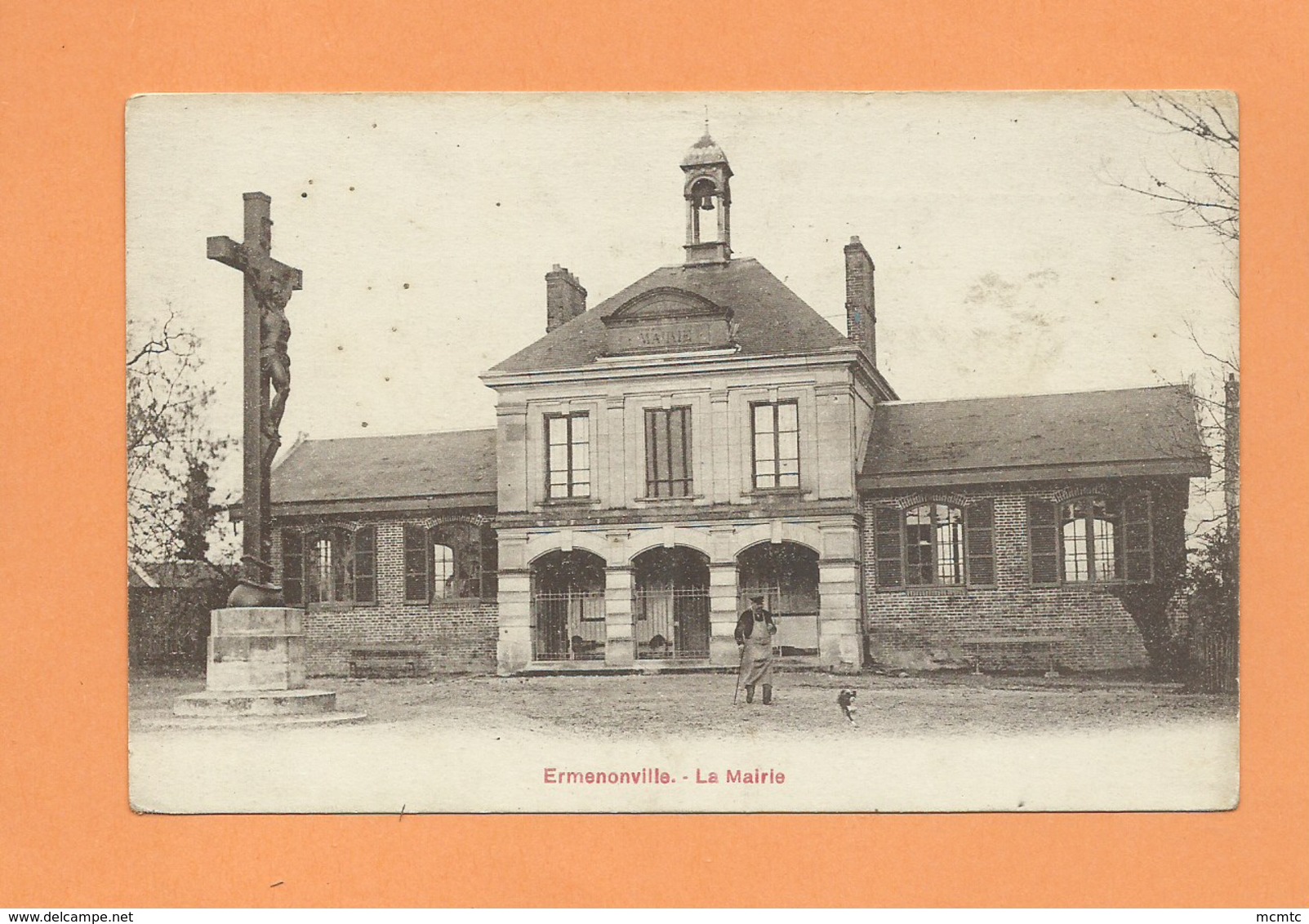 CPA  -  Ermenonville  - La Mairie - Ermenonville