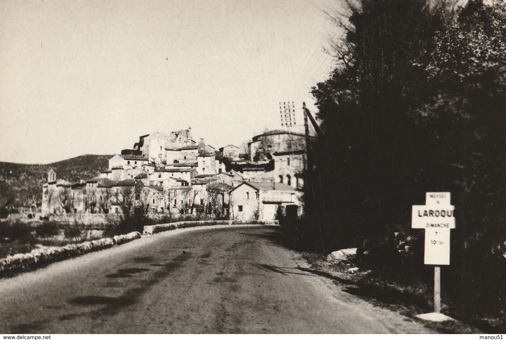 LAROQUE - CPSM : Entrée Du Village - Andere & Zonder Classificatie