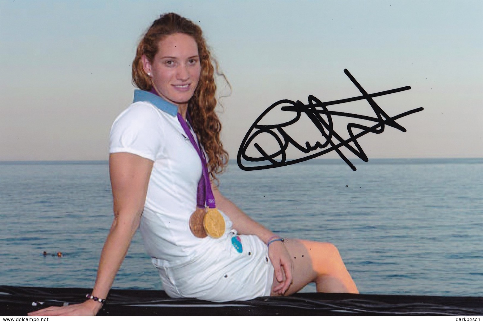 Camille Muffat - Autographe - Natation - Médaillée Olympique - Altri & Non Classificati