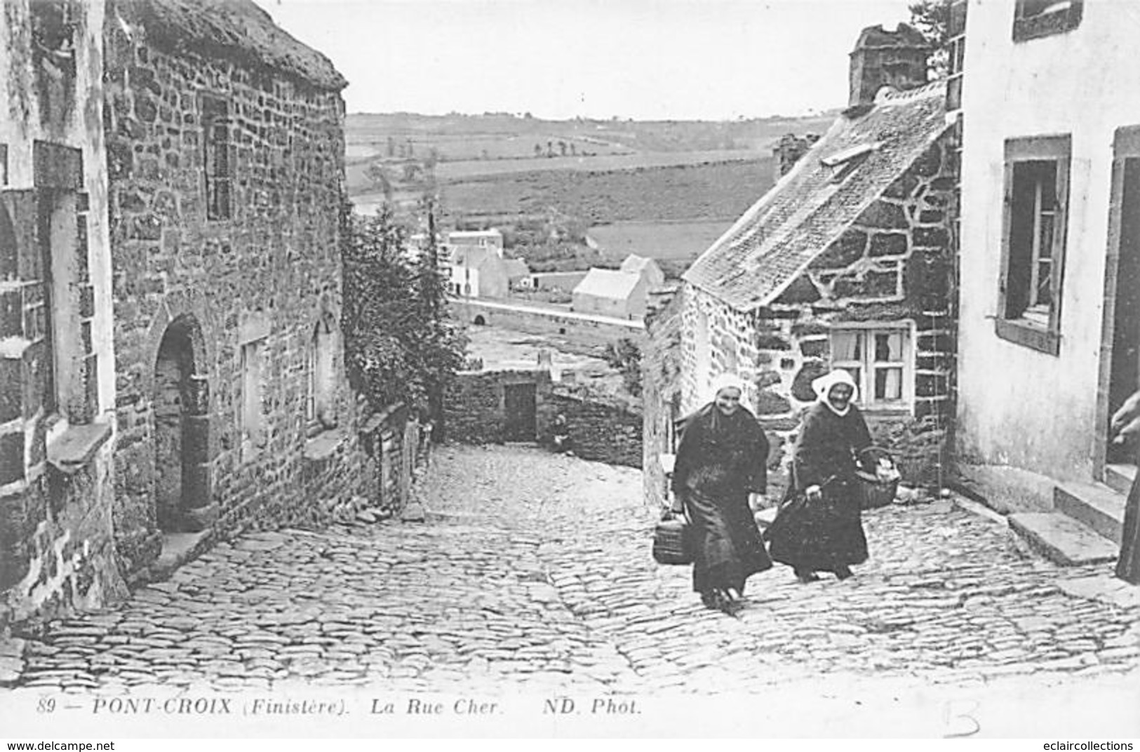 Pont-Croix      29         La Rue Cher      (voir Scan) - Pont-Croix