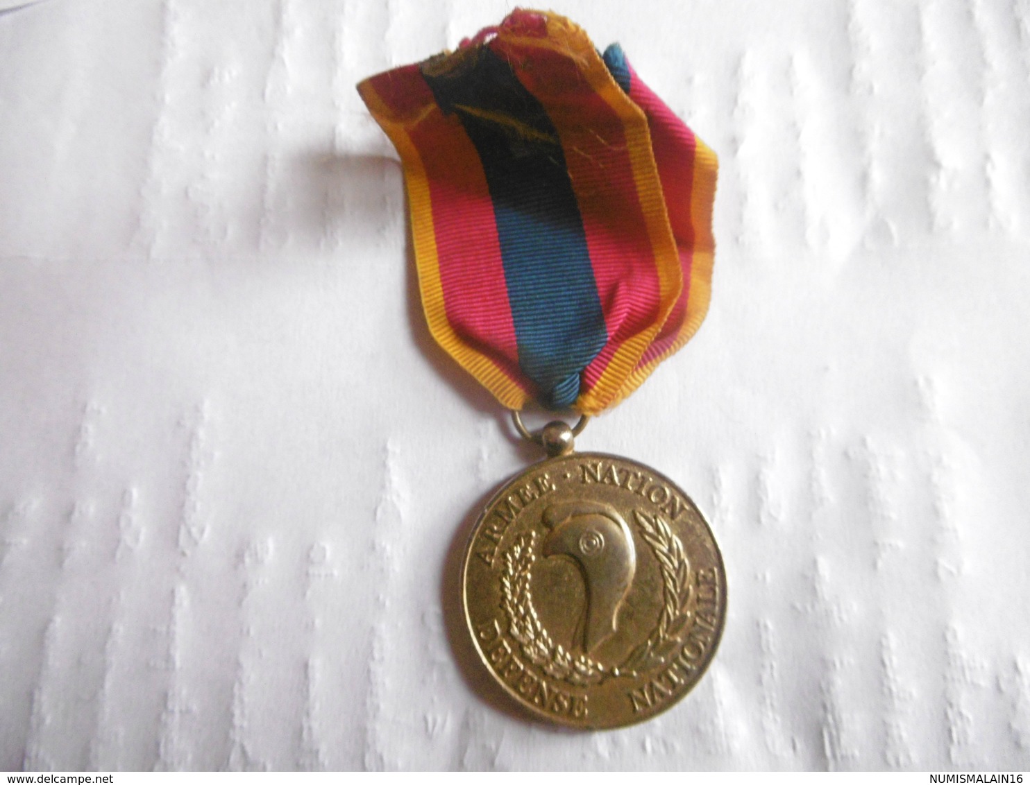 MEDAILLE FRANCAISE-DEFENSE NATIONALE-BRONZE - Autres & Non Classés