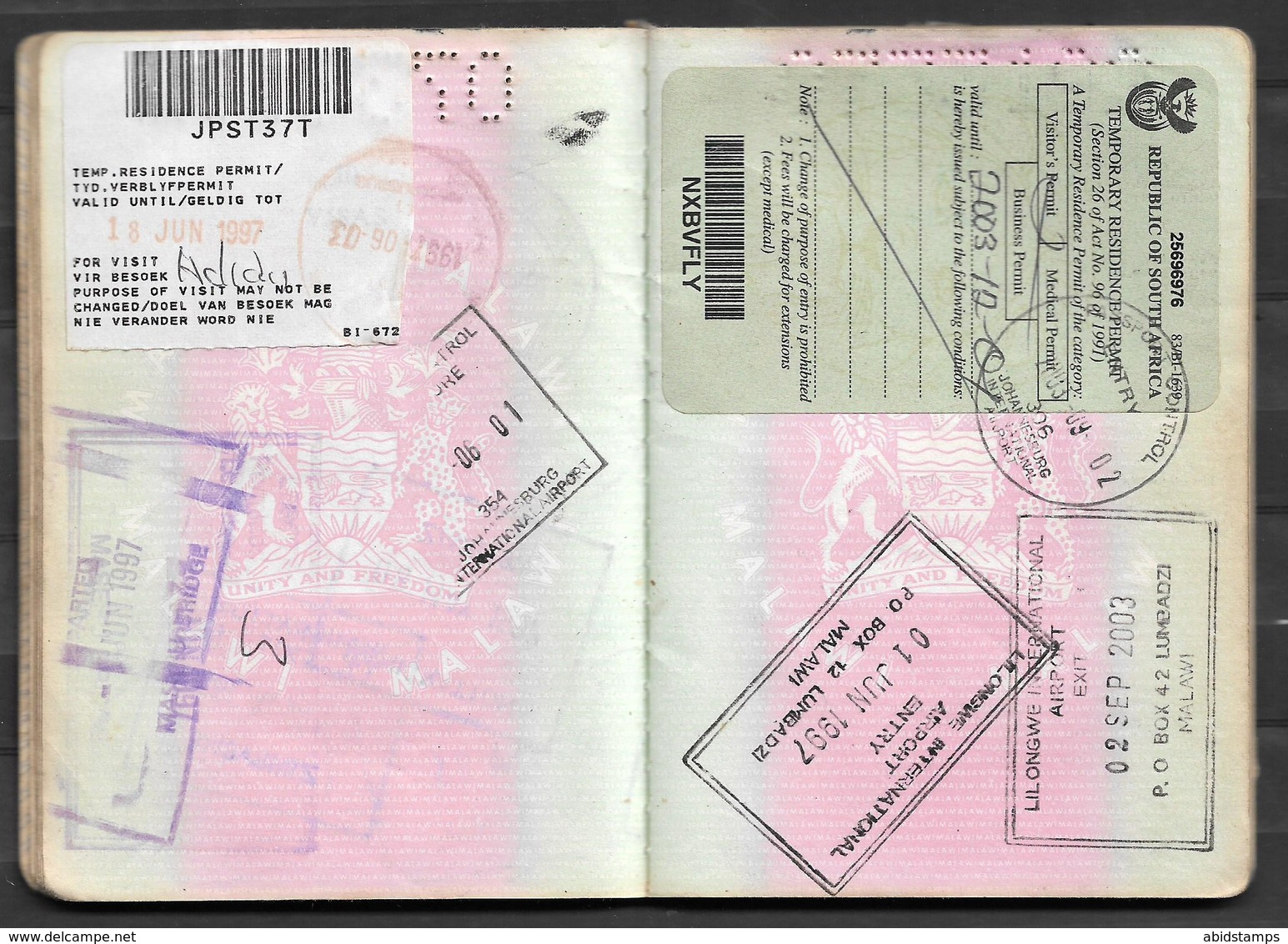 MALAWI  EXPIRED PASSPORT VISA ON PASSPORT