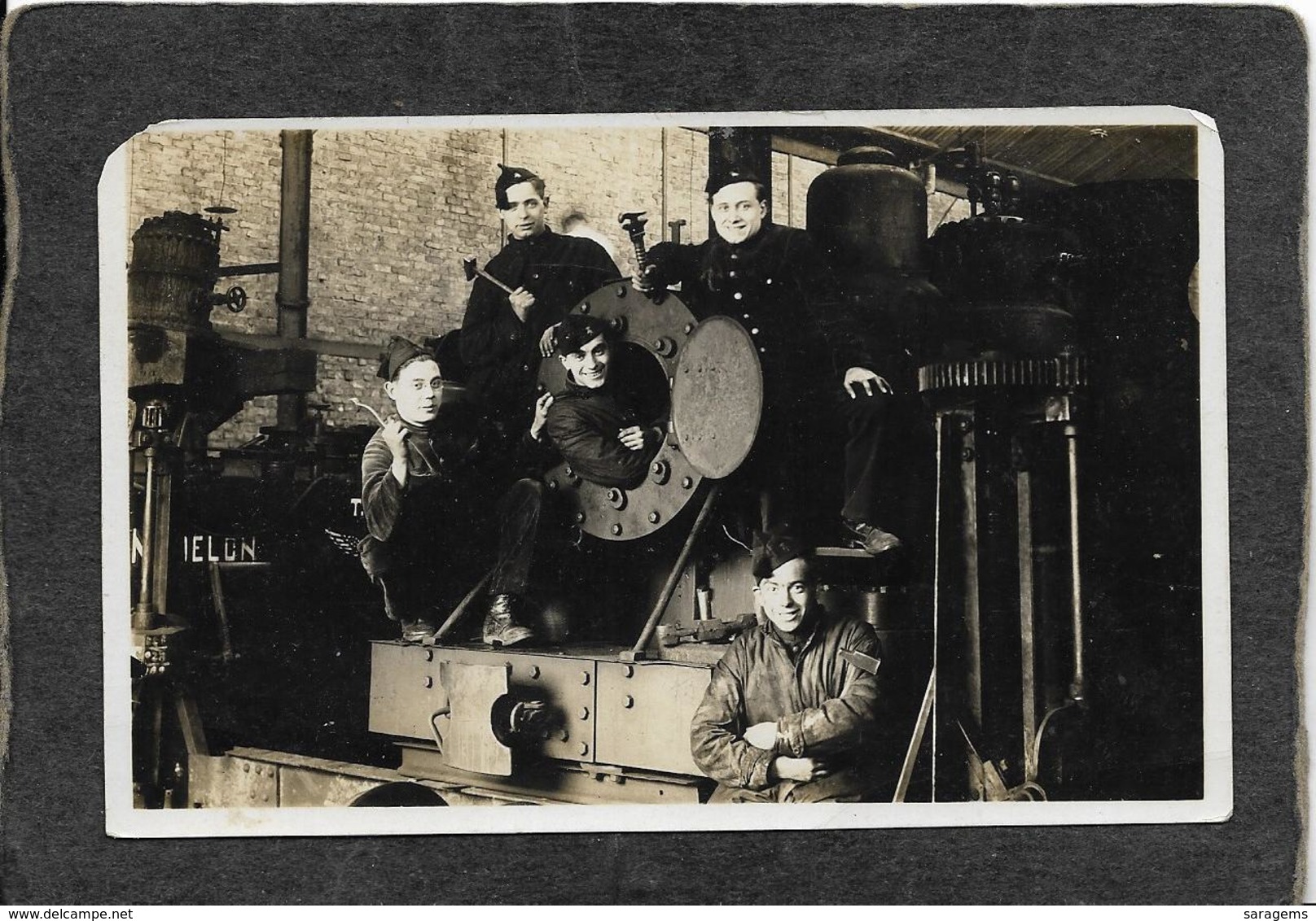 World War 1-French Sailors By Their Torpedo Casing 1910s - Antique Postcard - Guerra 1914-18