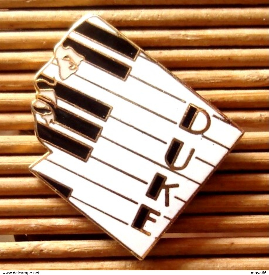 Joli Pin's Piano Duke Ellington, émail Grand Feu, TBQ, Voir Photos, Pins Pin. - Musique